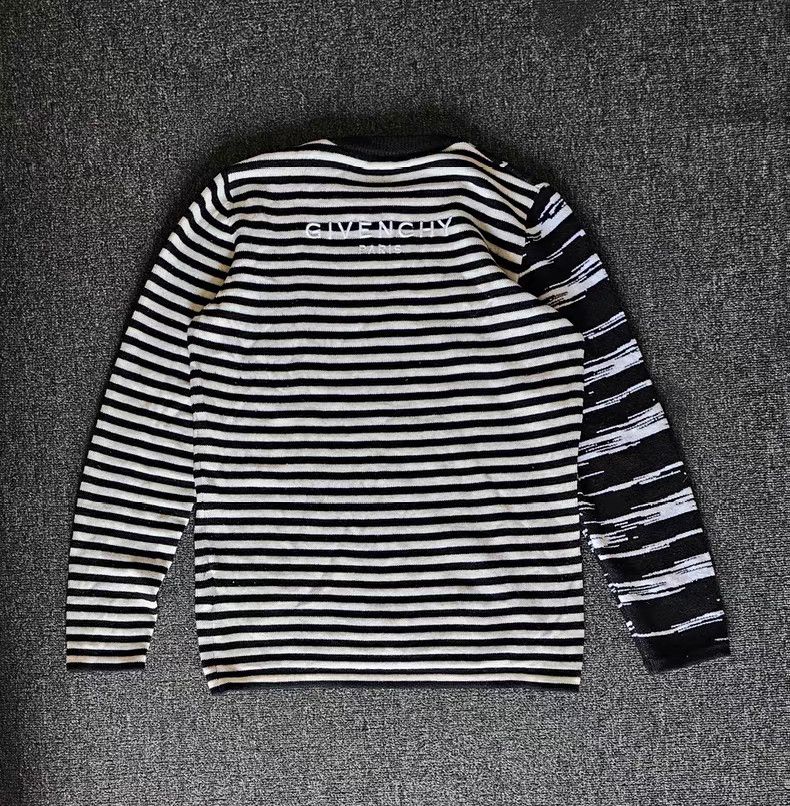 Givenchy Givenchy Black & White Striped & Leopard Print Wool Sweater Size US XS / EU 42 / 0 - 7 Thumbnail