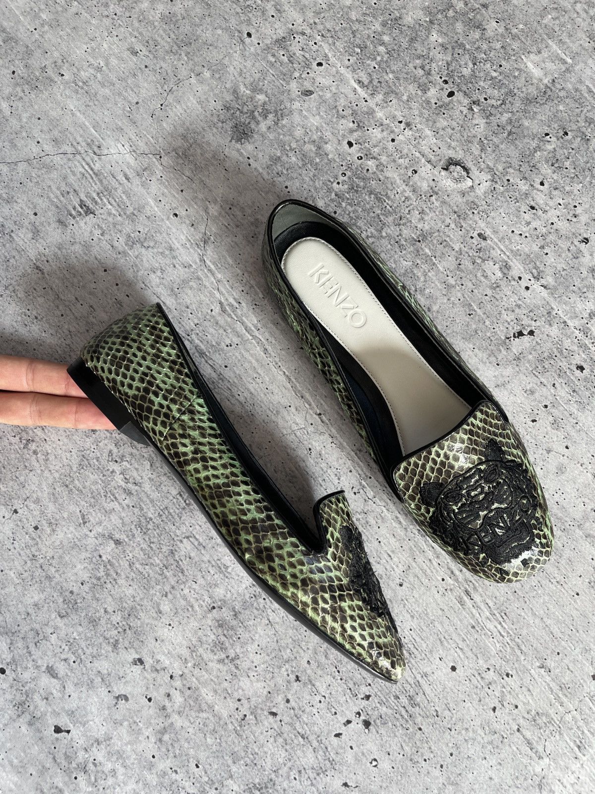 Kenzo Kenzo Green Loafers Size 35 - Snake Skin Effect with Tiger Size US 4 / IT 34 - 2 Thumbnail