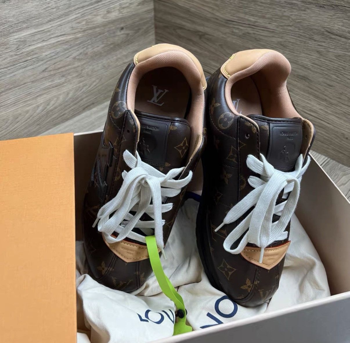 Louis Vuitton Louis Vuitton x Nigo Buttersoft Brown Monogram Sneakers J41 Size US 8.5 / EU 41-42 - 3 Thumbnail