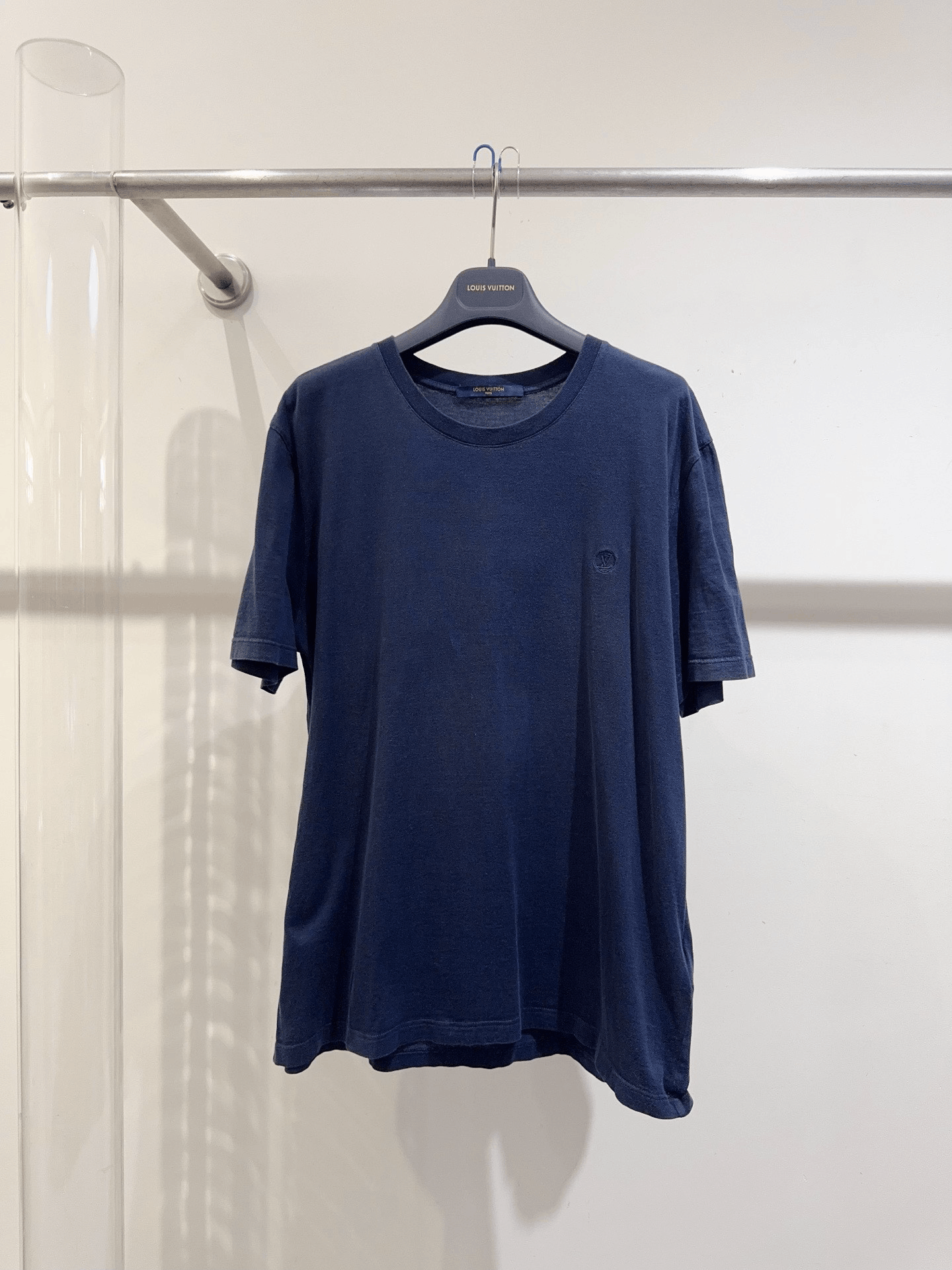 Louis Vuitton Louis Vuitton Dark Blue Short-Sleeve Tee Size US XL / EU 56 / 4 - 1 Thumbnail