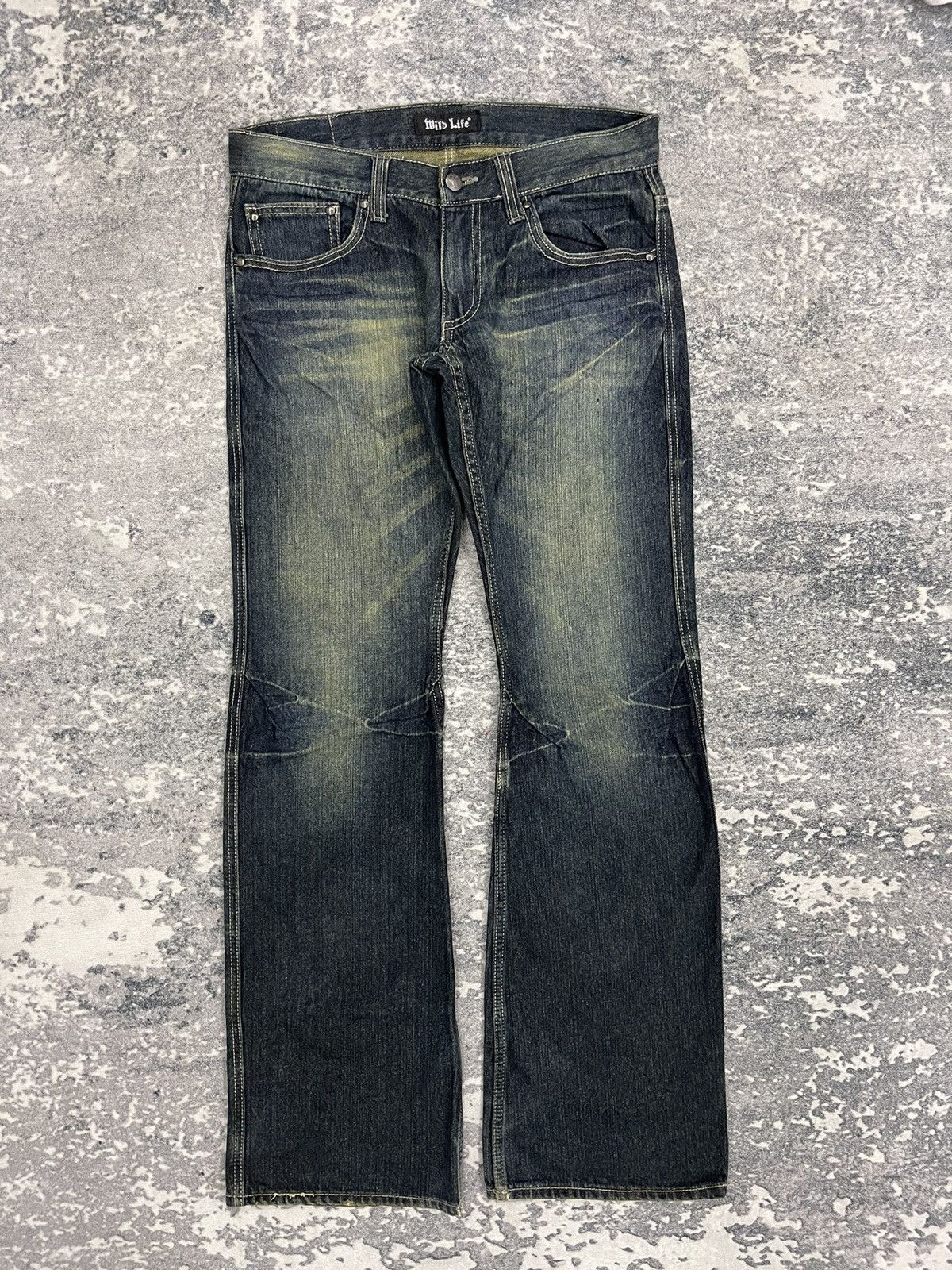 Japanese Brand Vintage Wild Life "Sand Wash" Distressed Flare Jeans Size US 31 - 1 Thumbnail