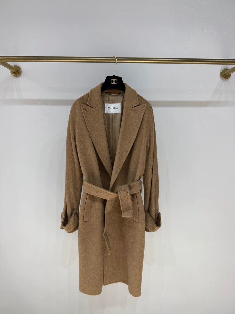 Max Mara max mara Camel fleece coat Size M / US 6-8 / IT 42-44 - 1 Thumbnail