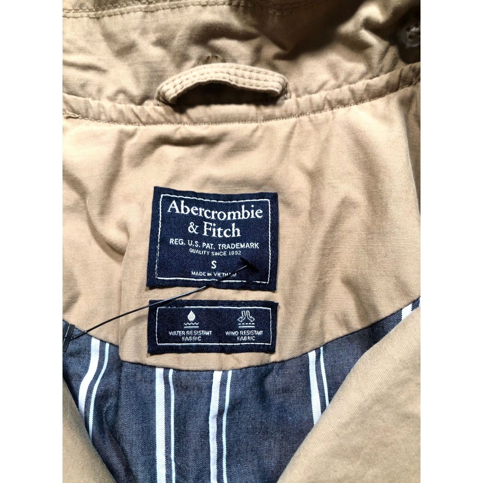 Abercrombie & Fitch Abercrombie & Fitch Trench Coat Women’s Size Small Beige Long Button Belted Pockets All Seasons Fall Spring Y2K Size S / US 4 / IT 40 - 5 Thumbnail