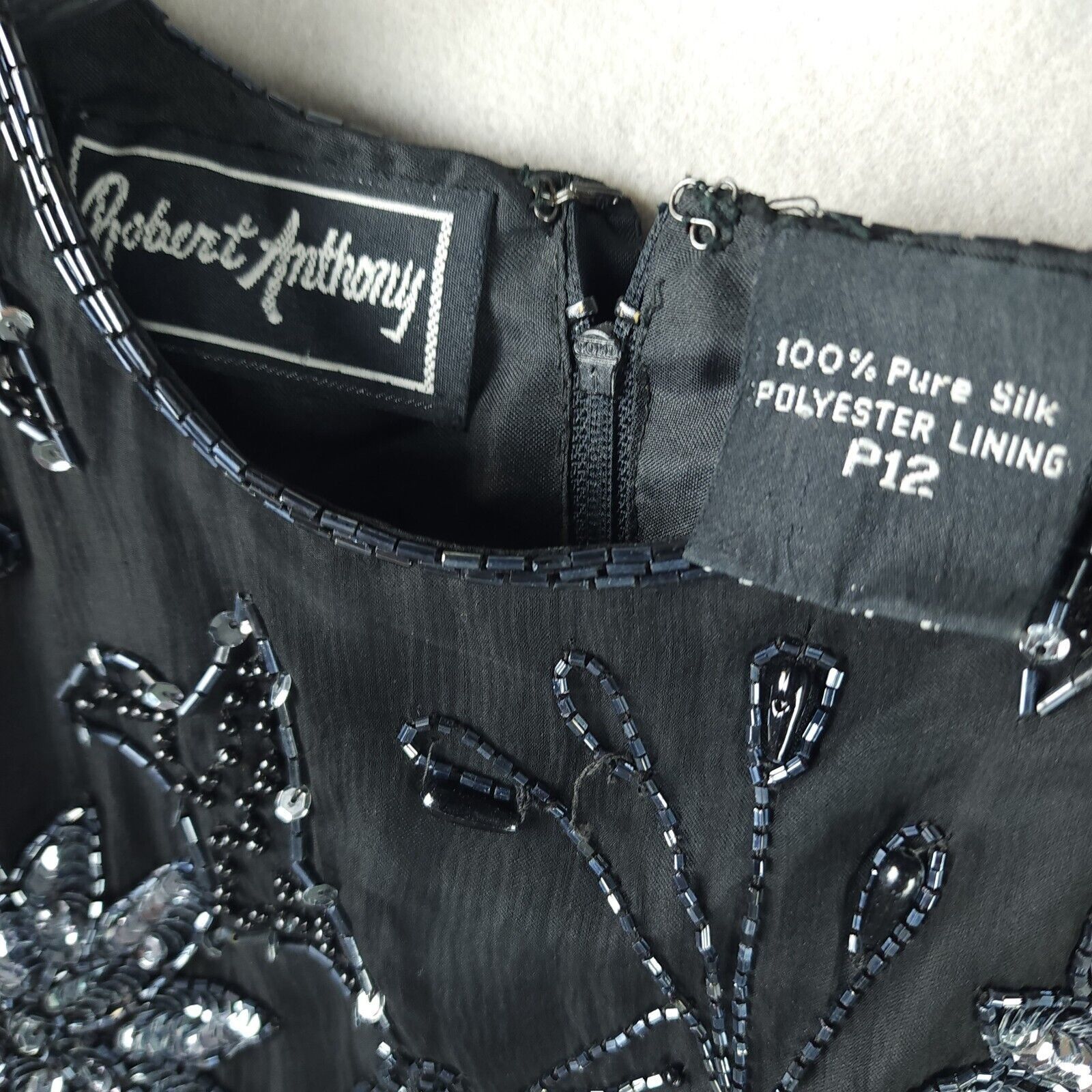 Vintage Robert Anthony Sequined Beaded Lined 100% Silk Dress P12 Size XL / US 12-14 / IT 48-50 - 11 Thumbnail