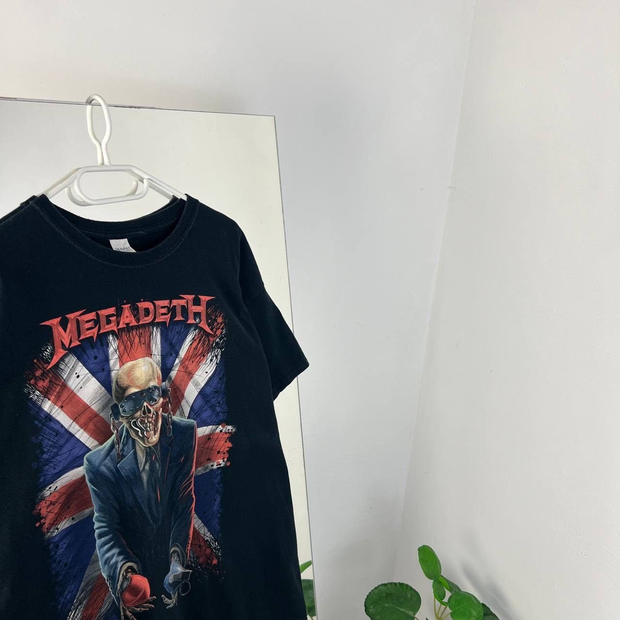 Band Tees Vintage Y2K Megadeth Skull Logo Rock Band T-Shirt Size US XL / EU 56 / 4 - 3 Thumbnail