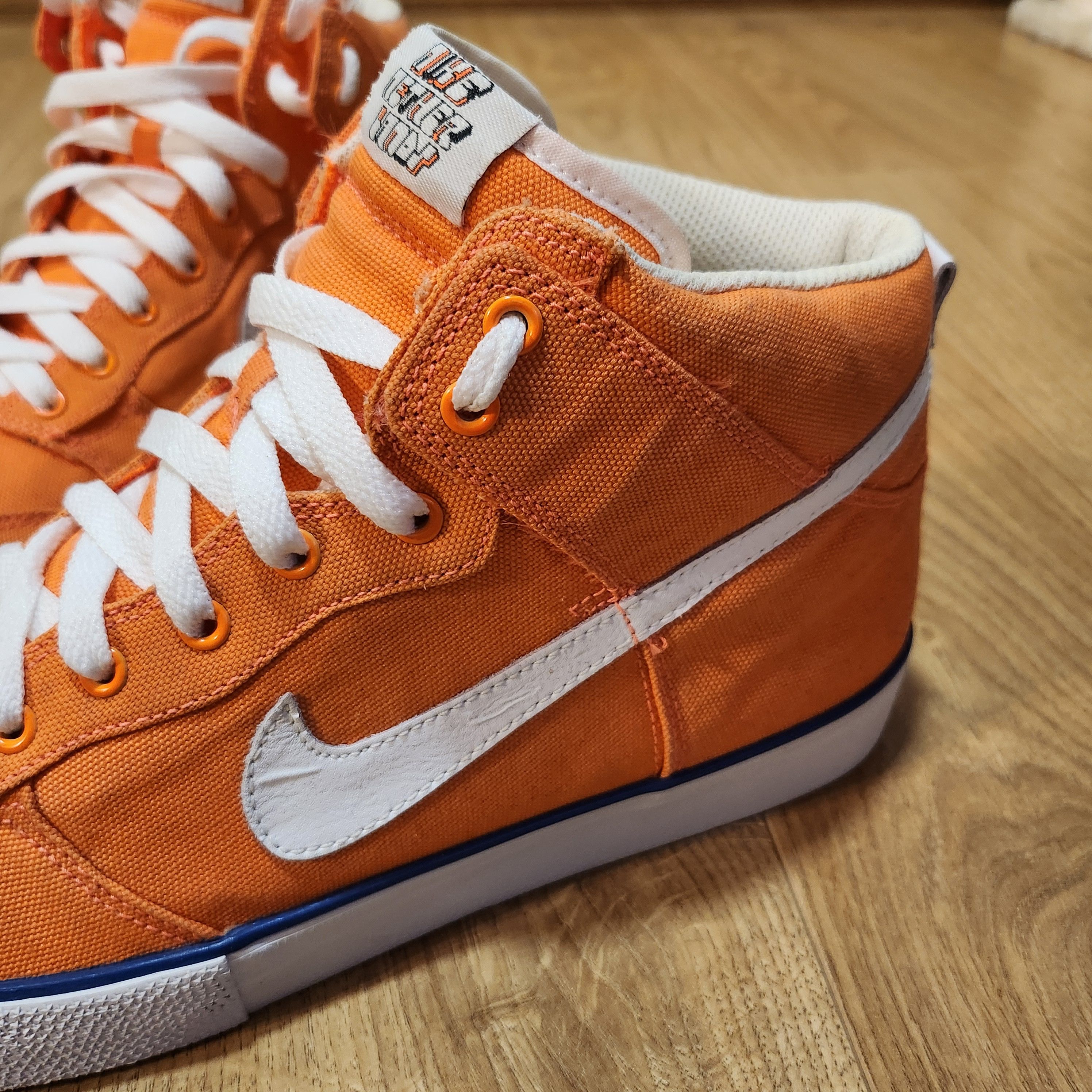 Nike RARE 2010 Nike Dunk Netherlands Size US 12 / EU 45 - 2 Thumbnail