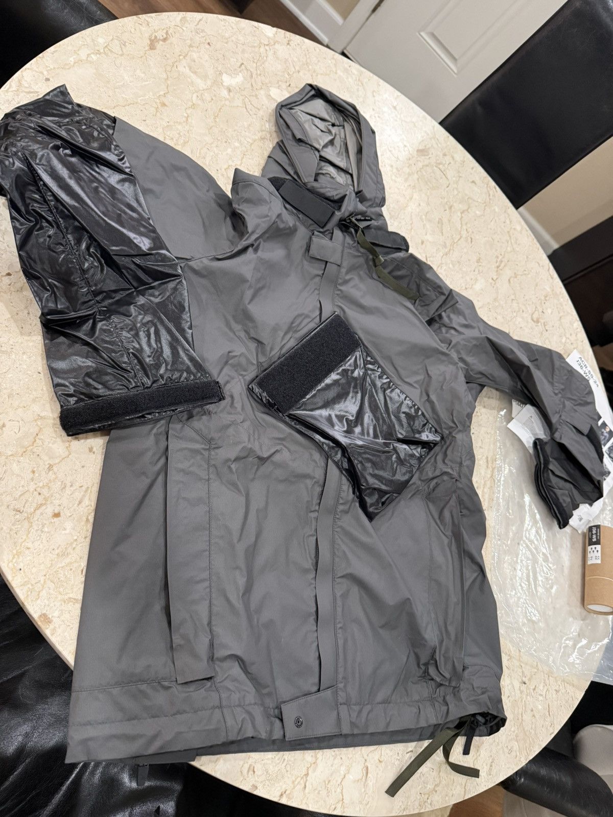 Acronym J36-WS Windstopper Hardshell Jacket size Medium Size US M / EU 48-50 / 2 - 5 Thumbnail