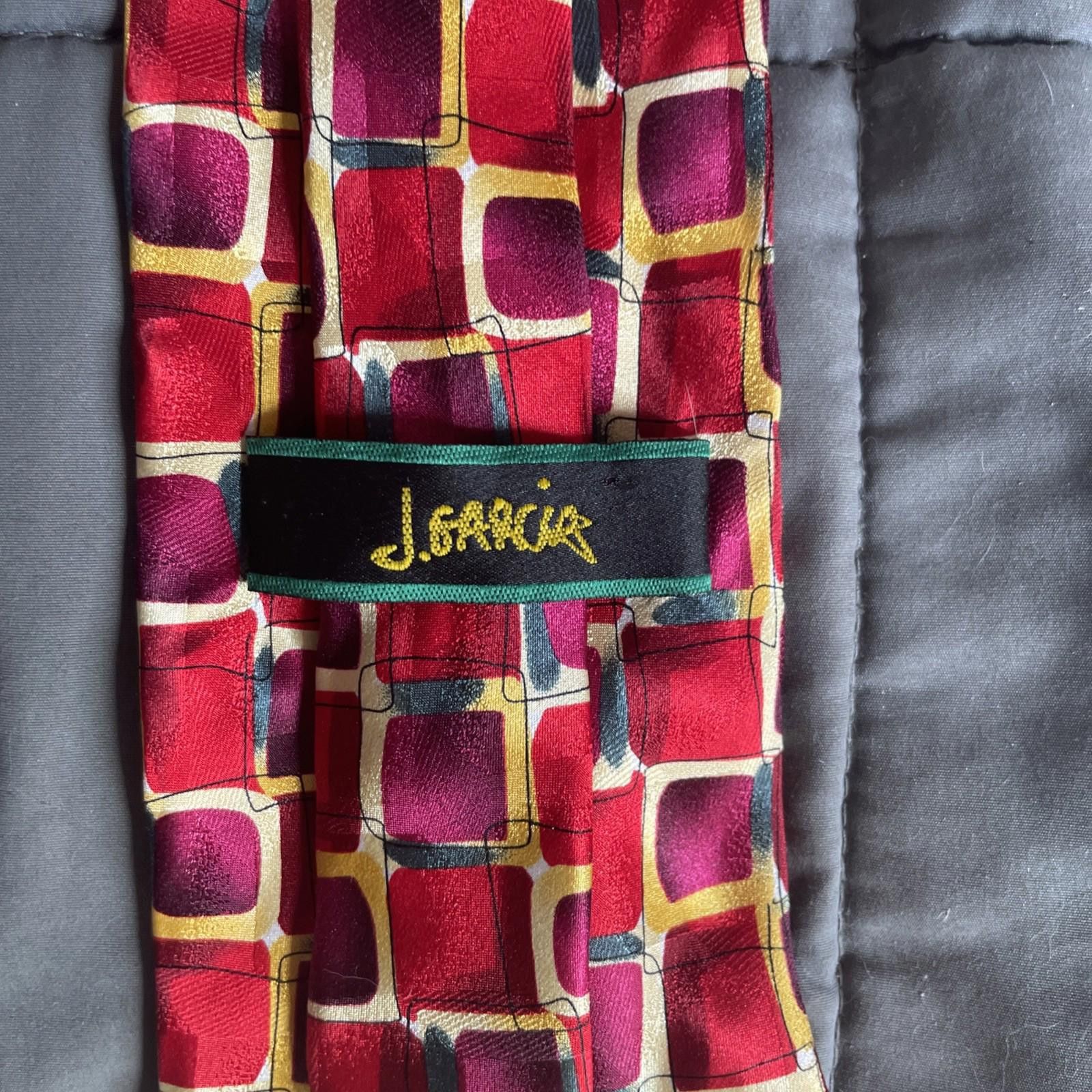 Designer 2004 J. Garcia Collection 38 New York Red Designer Silk Tie Size ONE SIZE - 2 Thumbnail
