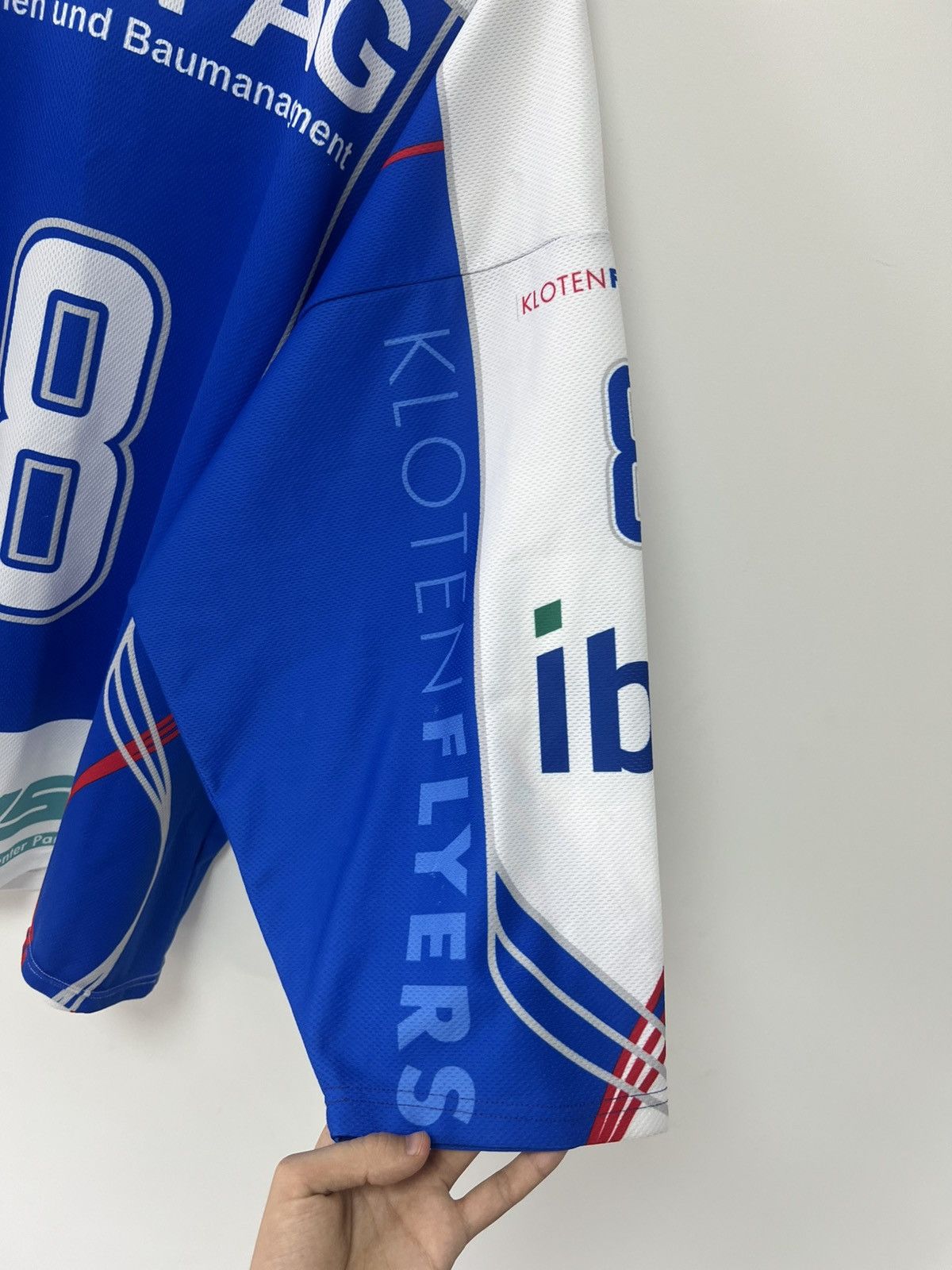 Vintage Vintage Kloten Flyers Player issue Hockey Jersey Mens sz XL Size US XL / EU 56 / 4 - 14 Thumbnail