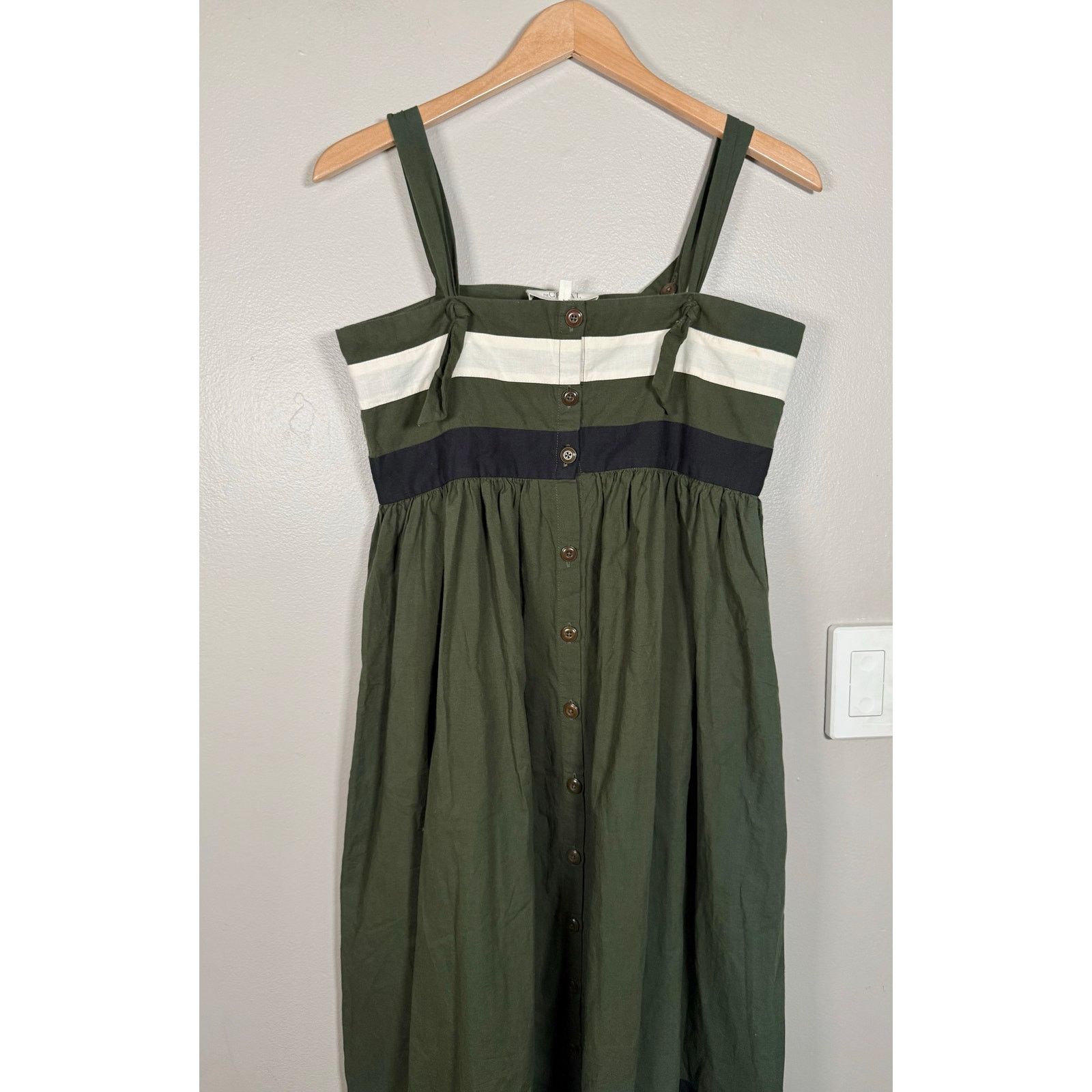 THE GREAT The Great. Horizon Dress in Army size M $295 Size M / US 6-8 / IT 42-44 - 11 Thumbnail