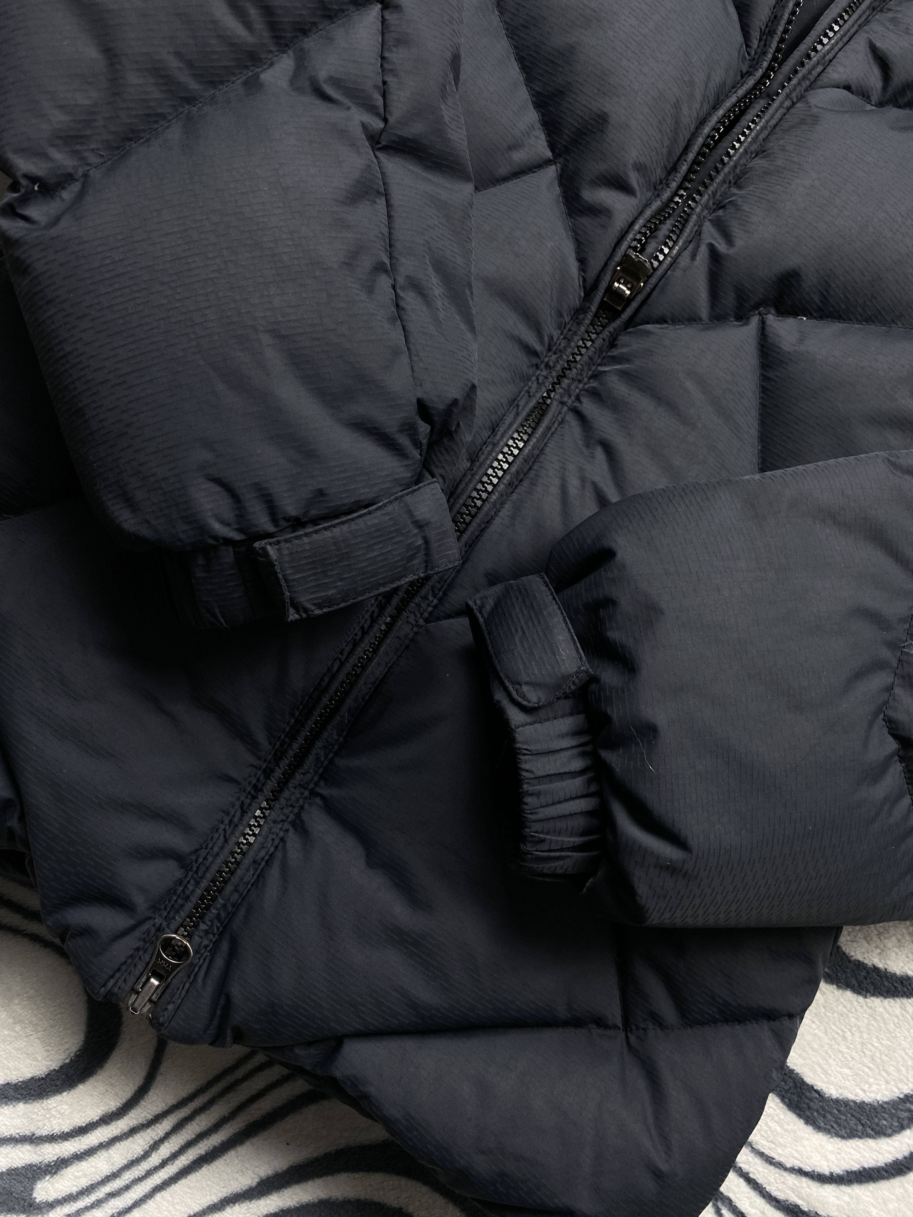 Nike ACG Nike ACG Vintage Ladies Down Jacket Size M / US 6-8 / IT 42-44 - 3 Thumbnail