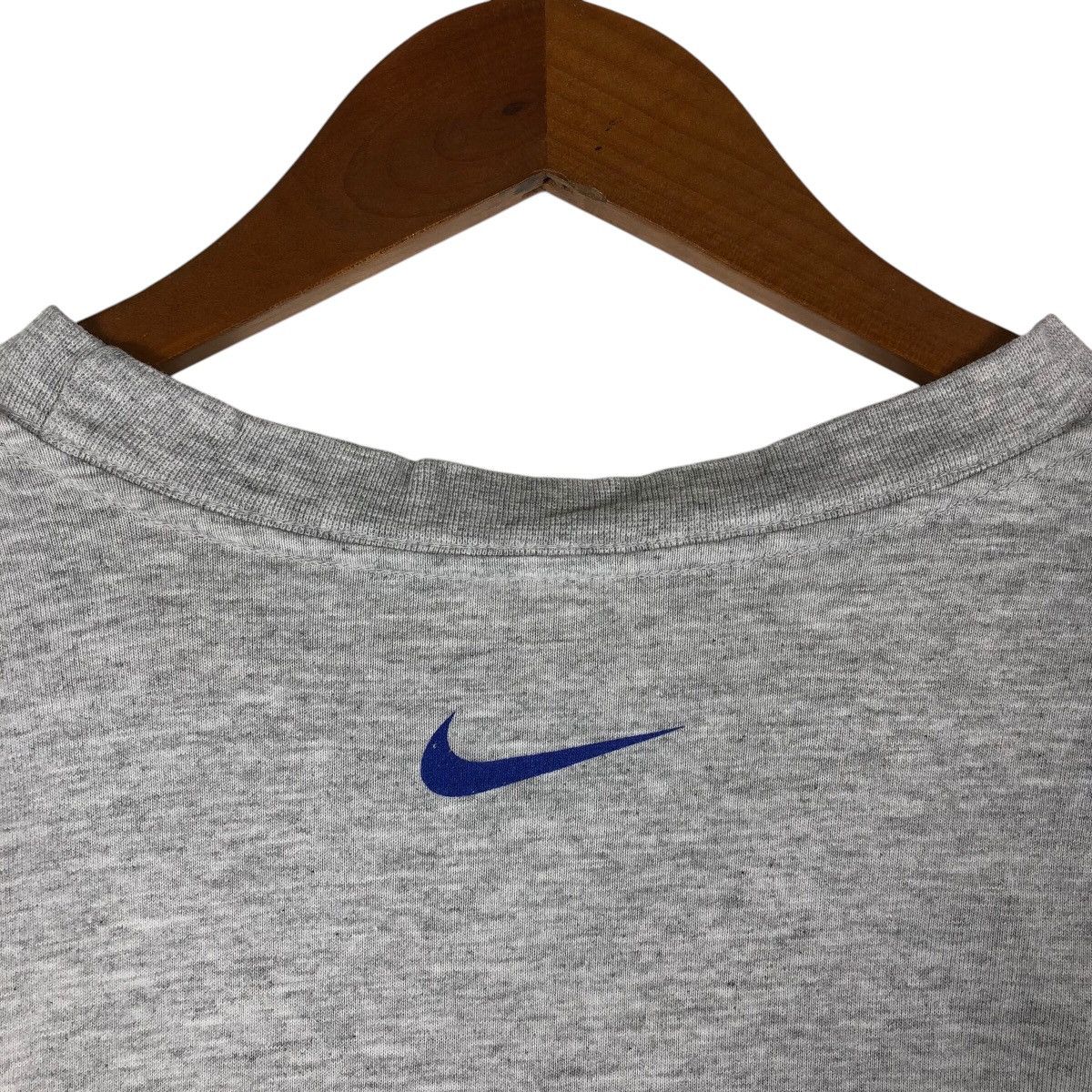 Nike NIKE Vintage Cortez Shoes Printed T-Shirt Size US XL / EU 56 / 4 - 6 Thumbnail
