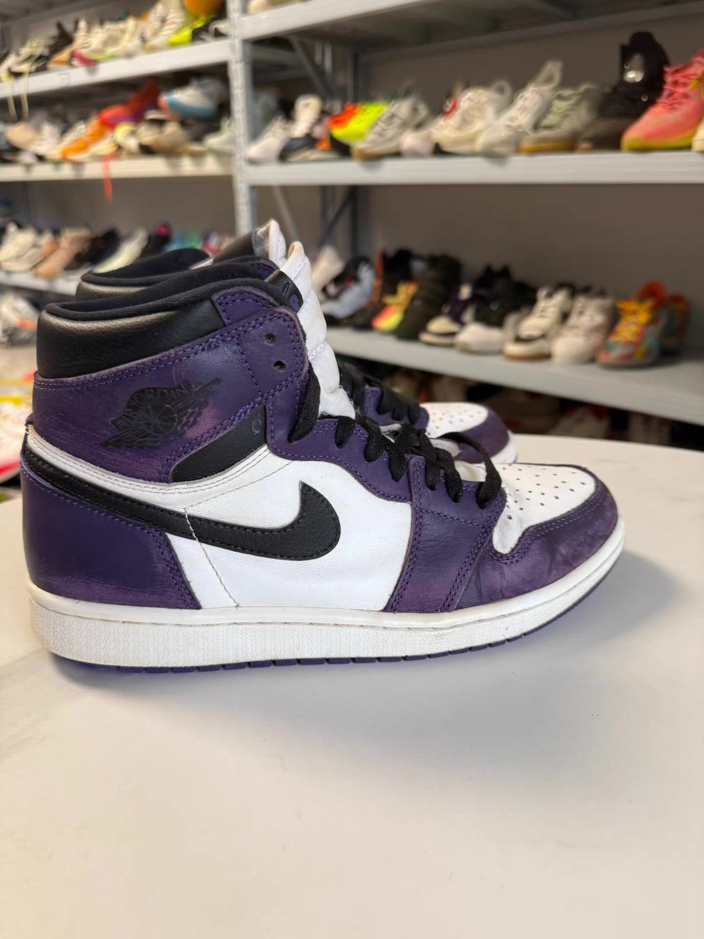 Nike Air Jordan 1 Retro and stylish, athletic casual shoes Q10 Size US 8.5 / EU 41-42 - 1 Thumbnail