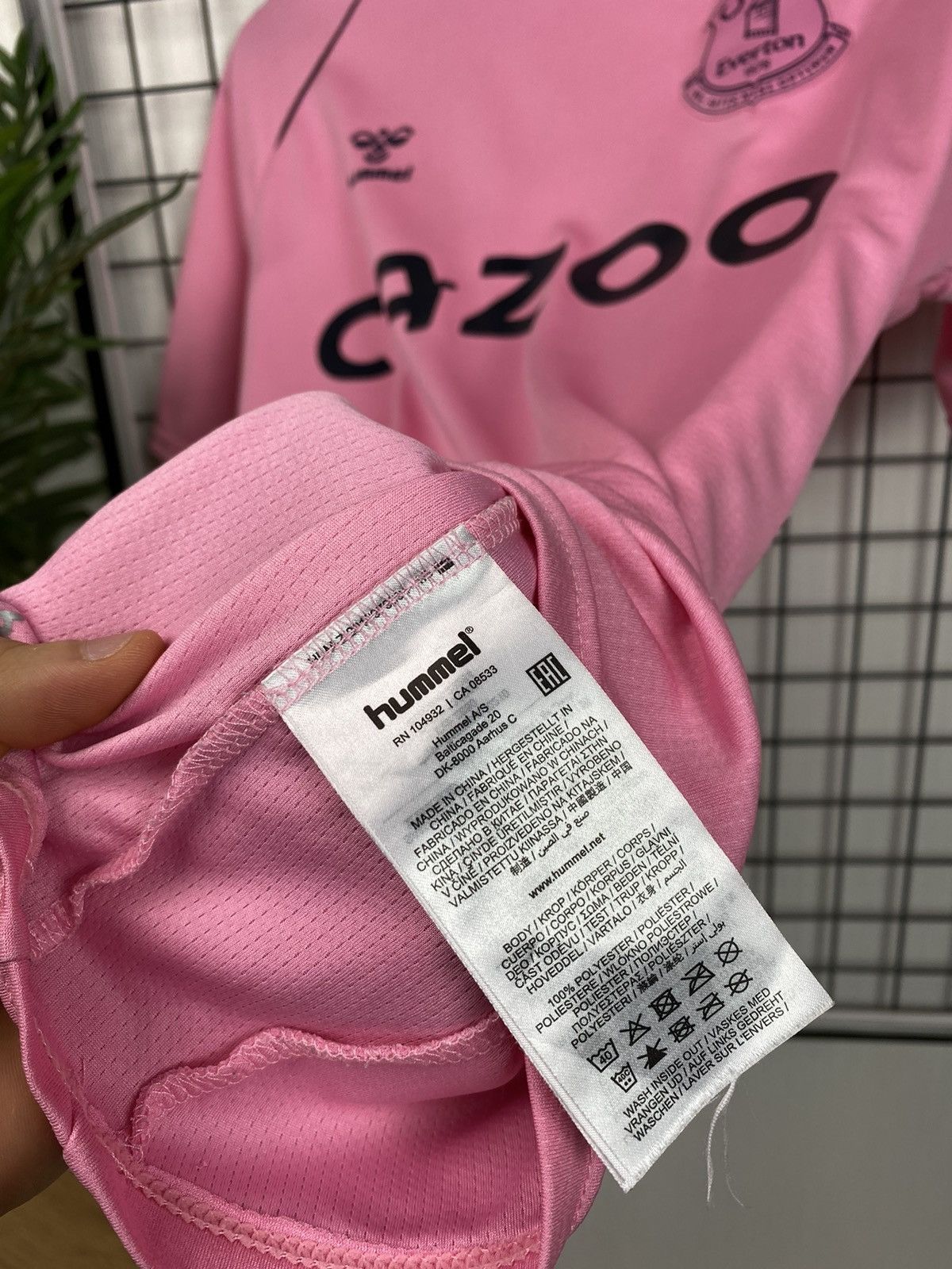 Other Everton soccer jersey 2020 2021 M pink Blokecore football Size US M / EU 48-50 / 2 - 13 Thumbnail