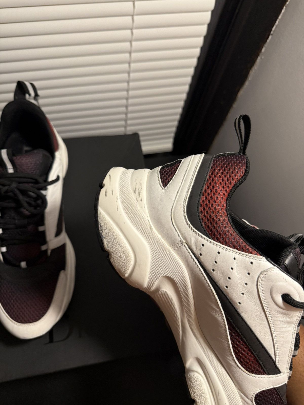 Dior Dior B22 White Red Black Size 44 EU / 11 US Size US 11 / EU 44 - 9 Thumbnail