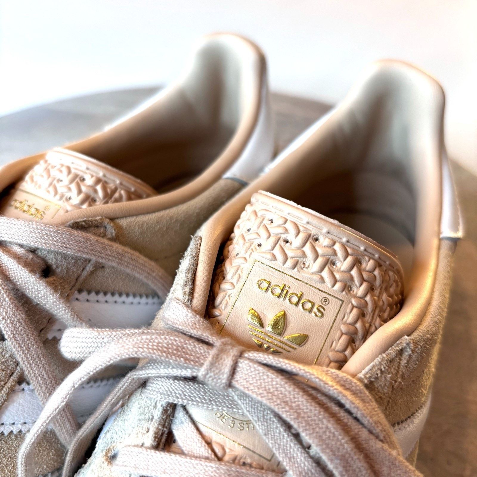 Adidas Adidas Gazelle Beige Gum Suede Sneakers Women's Shoes Sz 8 Size US 8 / IT 38 - 9 Thumbnail