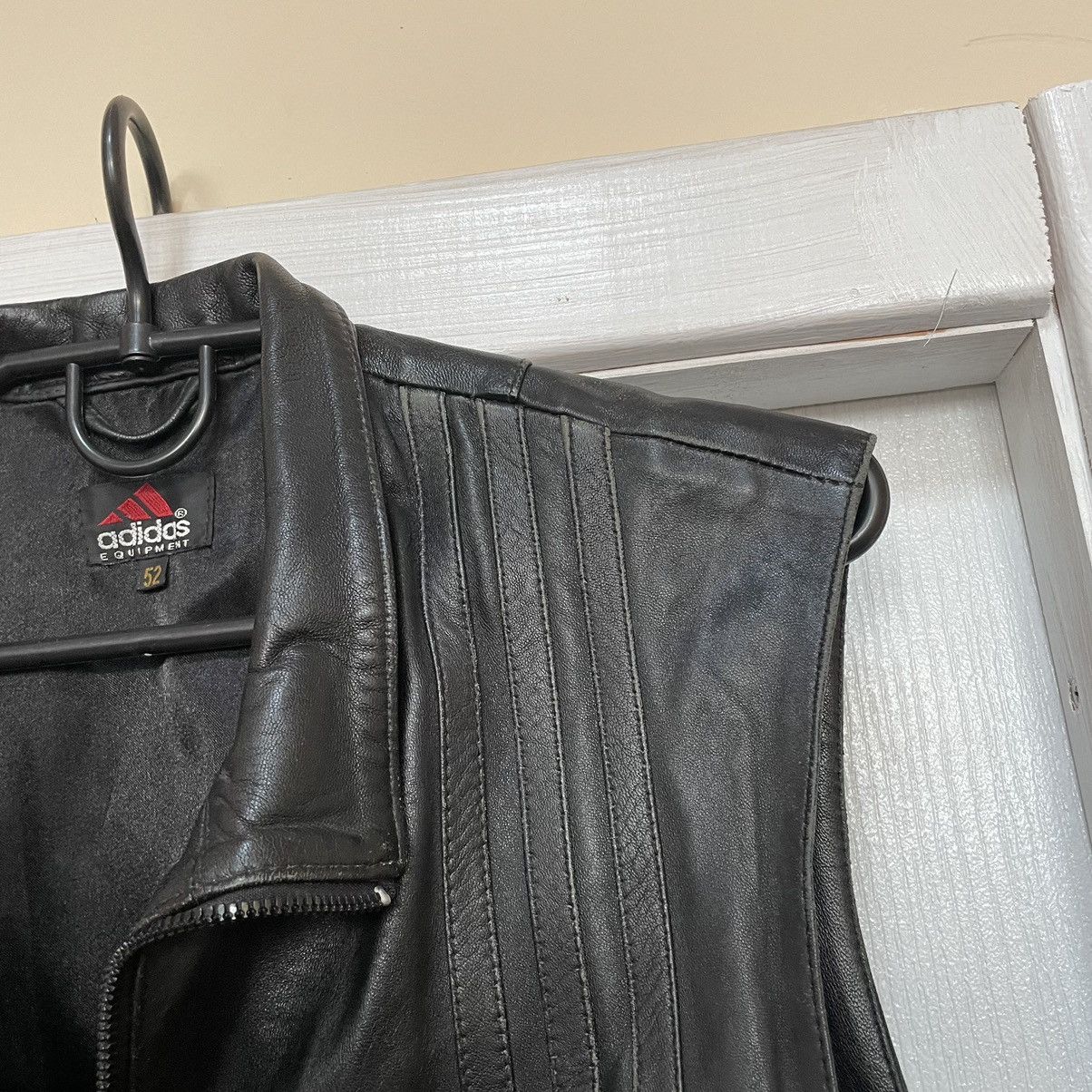 Adidas × Vintage RARE 90s Black adidas LEATHER VEST jacket bomber equipment Size US L / EU 52-54 / 3 - 3 Thumbnail