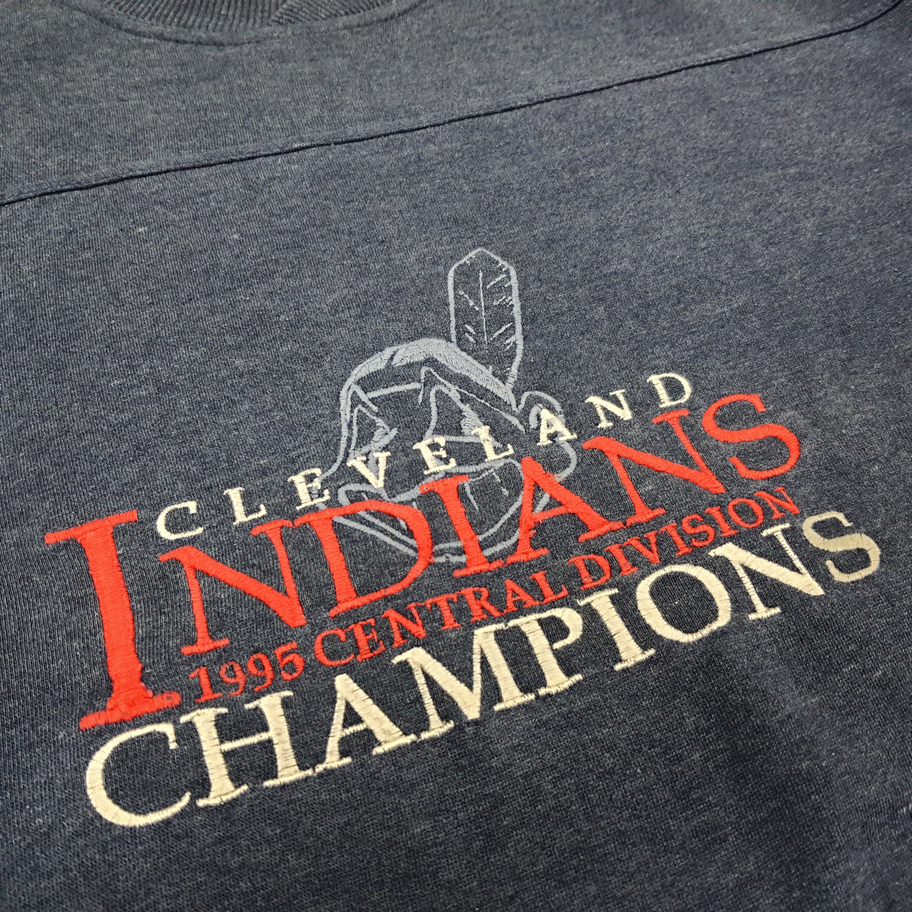 MLB Vintage Cleveland Indians Champions MLB Sweatshirt C253N23 Size US L / EU 52-54 / 3 - 2 Thumbnail