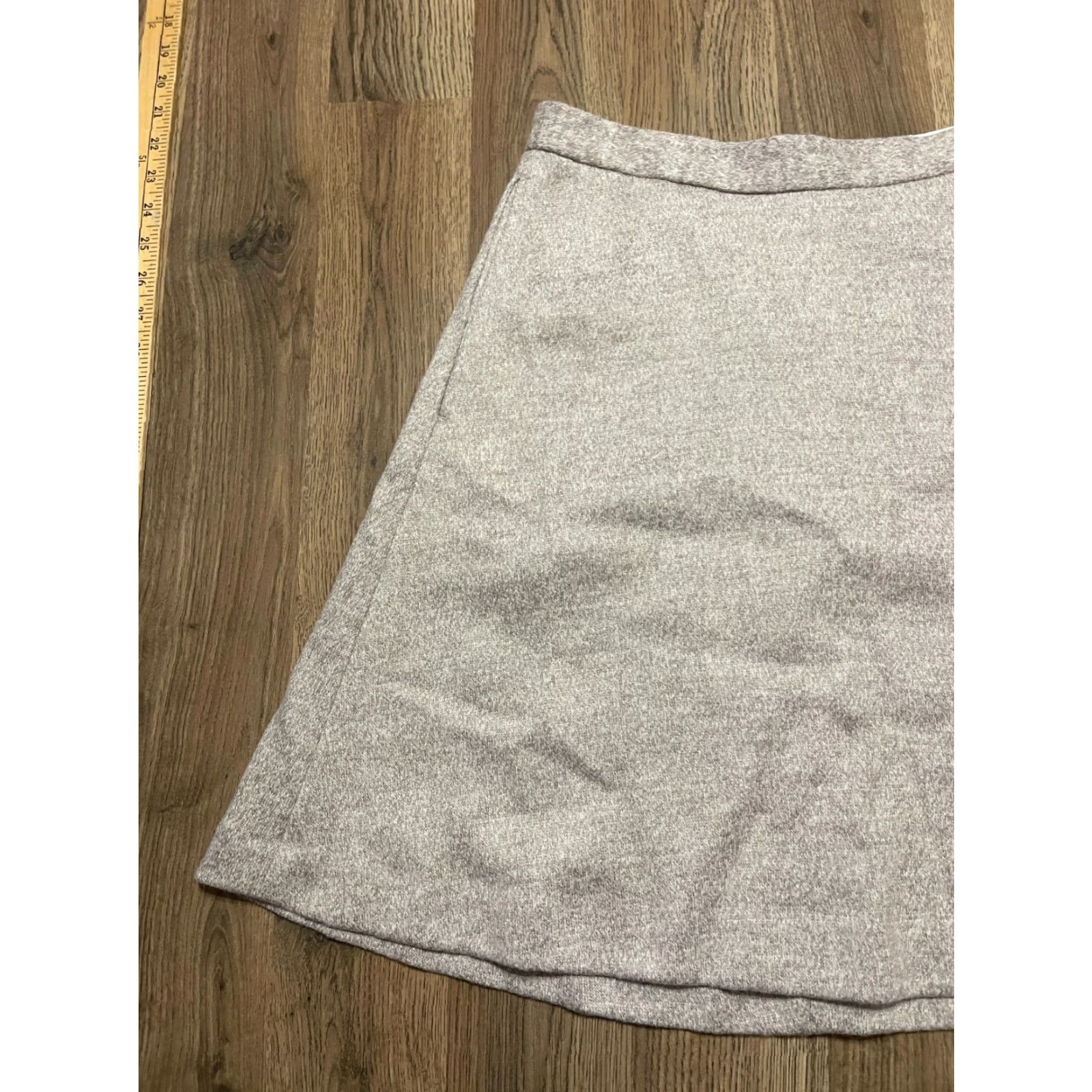 Banana Republic Banana Republic Skirt, Women's Size 6, A-line, Back Zip, White Gray, Lined, Short, Casual, Regular, Fall Spring Summer, Womens, Skirt Size 28" / US 6 / IT 42 - 3 Thumbnail