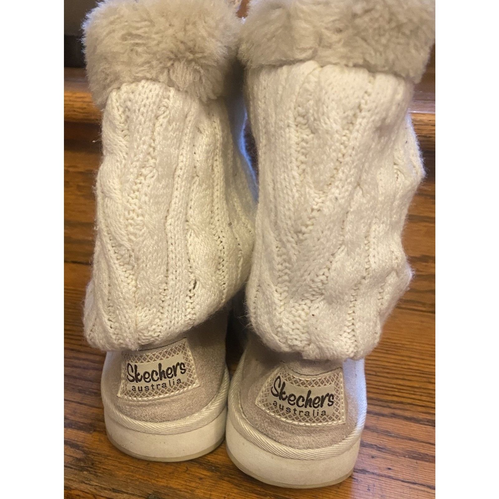 SKECHERS Skechers Sweater Slouch Boots Women’s 7 White Suede Leather Size US 7 / IT 37 - 4 Thumbnail