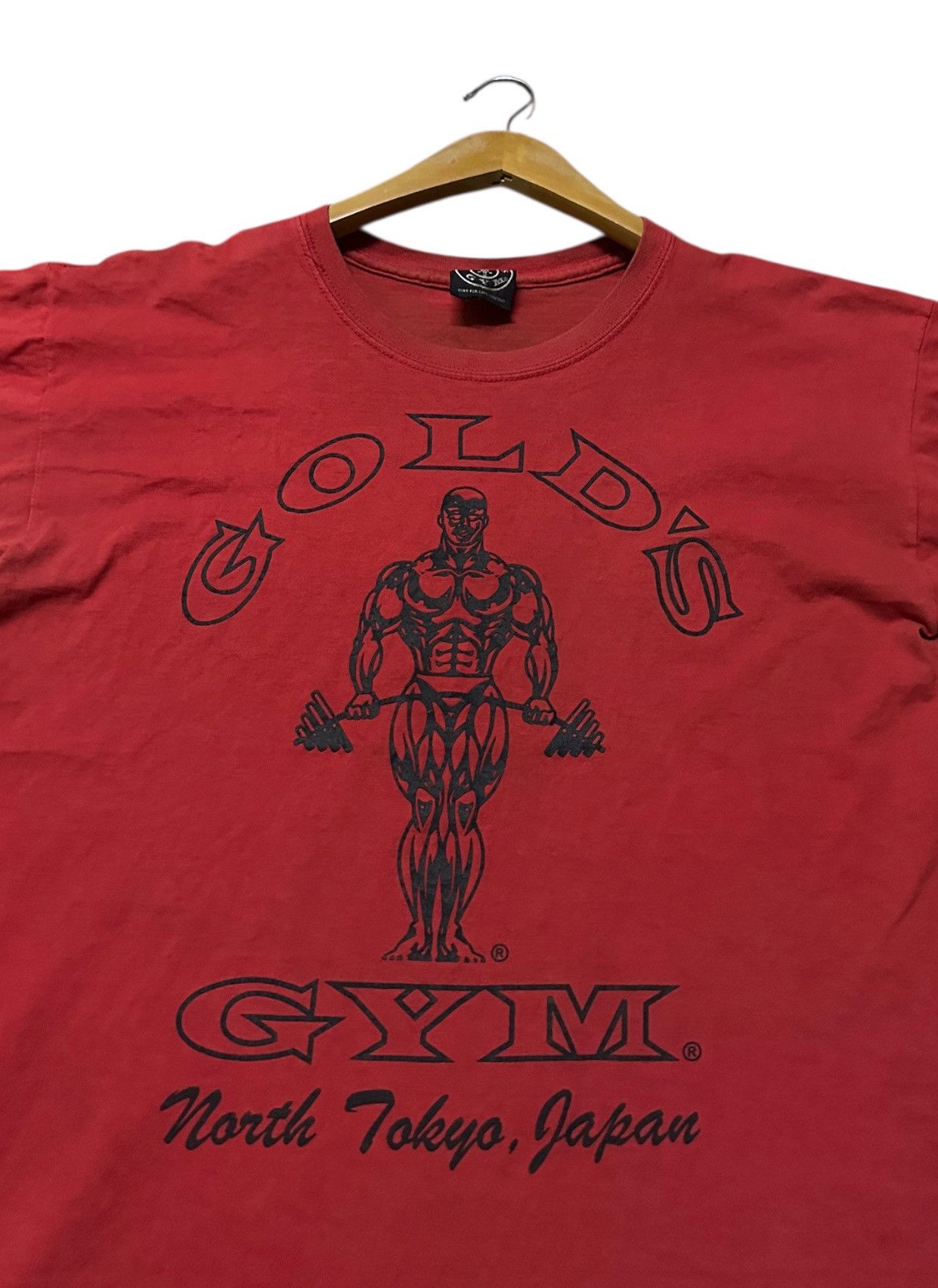 Vintage Vintage Gold’s gym “north tokyo japan” tshirt Size US L / EU 52-54 / 3 - 2 Thumbnail