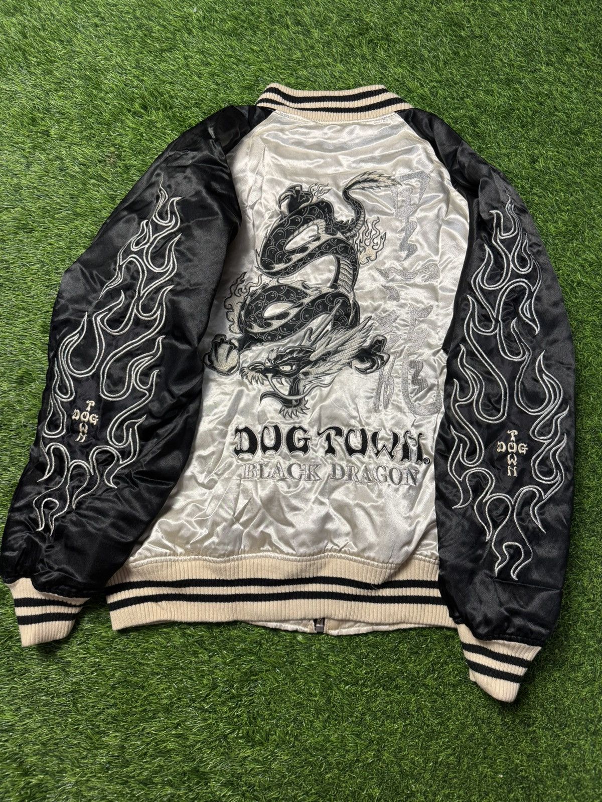 Dogtown × Vintage vintage DOGTOWN - souvenier embroided jacket Size US M / EU 48-50 / 2 - 5 Thumbnail