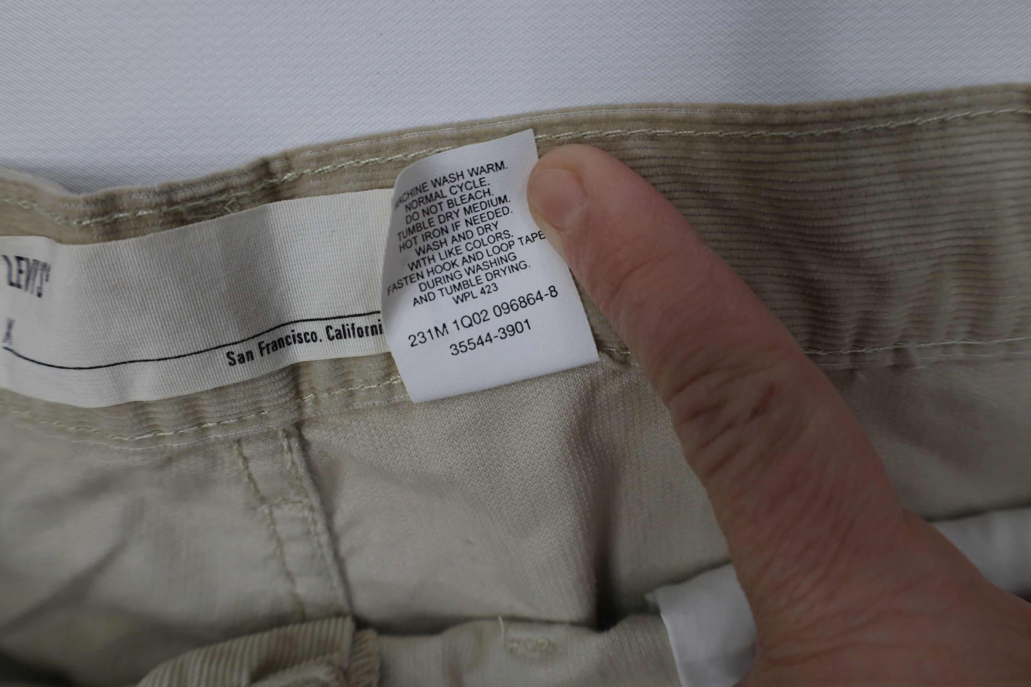 Levi's Deadstock Vintage Y2K Levis Baggy Fit Corduroy Cargo Shorts Size US 40 / EU 56 - 11 Thumbnail