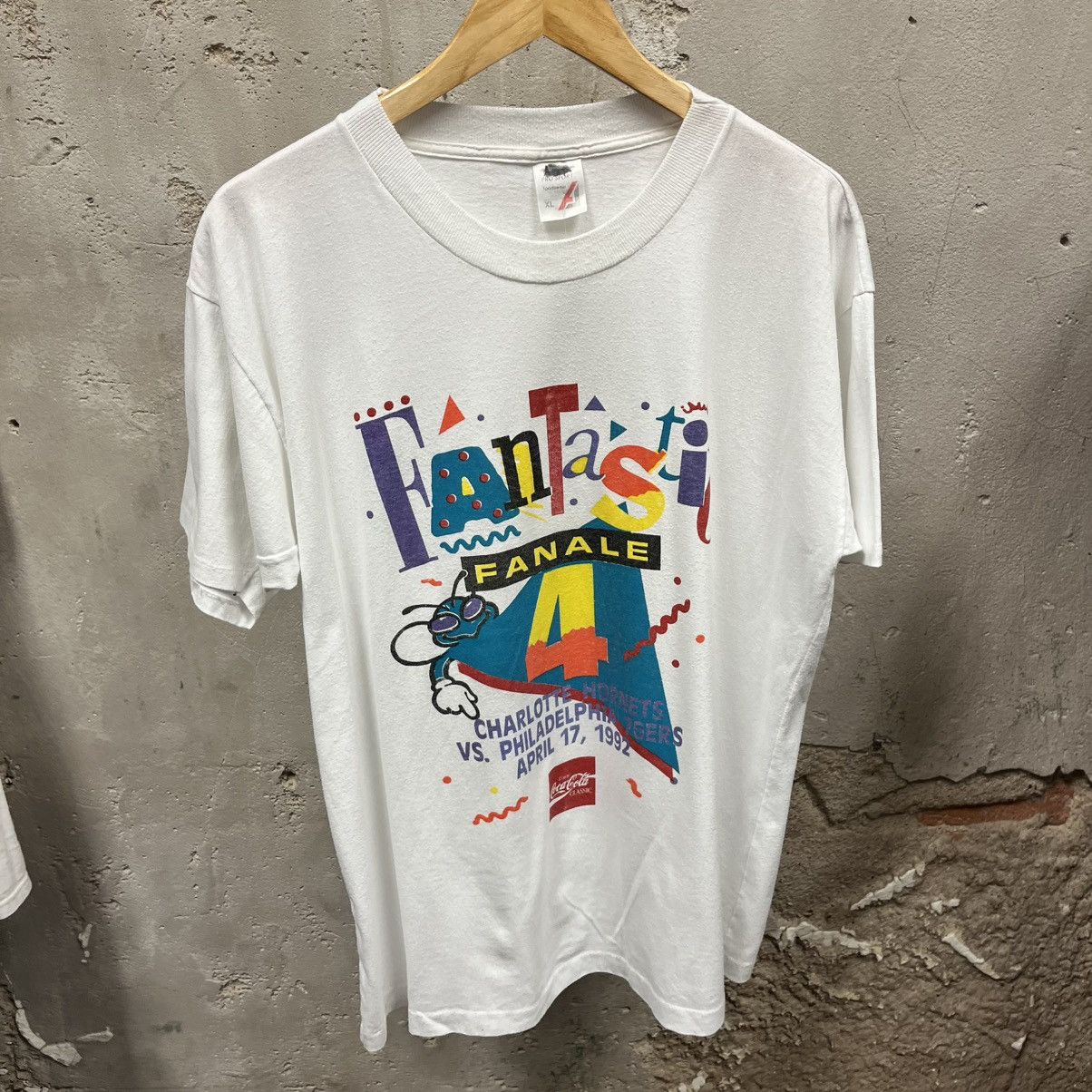 Other Vintage 1992 Charlotte Hornets Fantastic Fanale 4 T-Shirt XL Size US XL / EU 56 / 4 - 1 Thumbnail