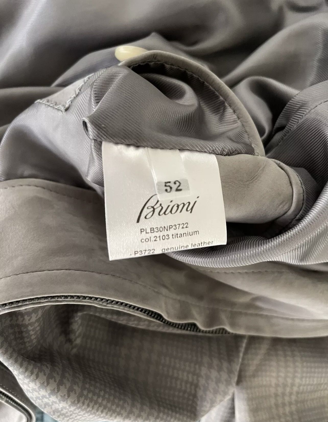 Brioni Brioni Leather Jacket Suede Gray Bomber size 52 $6700 Size US L / EU 52-54 / 3 - 7 Thumbnail