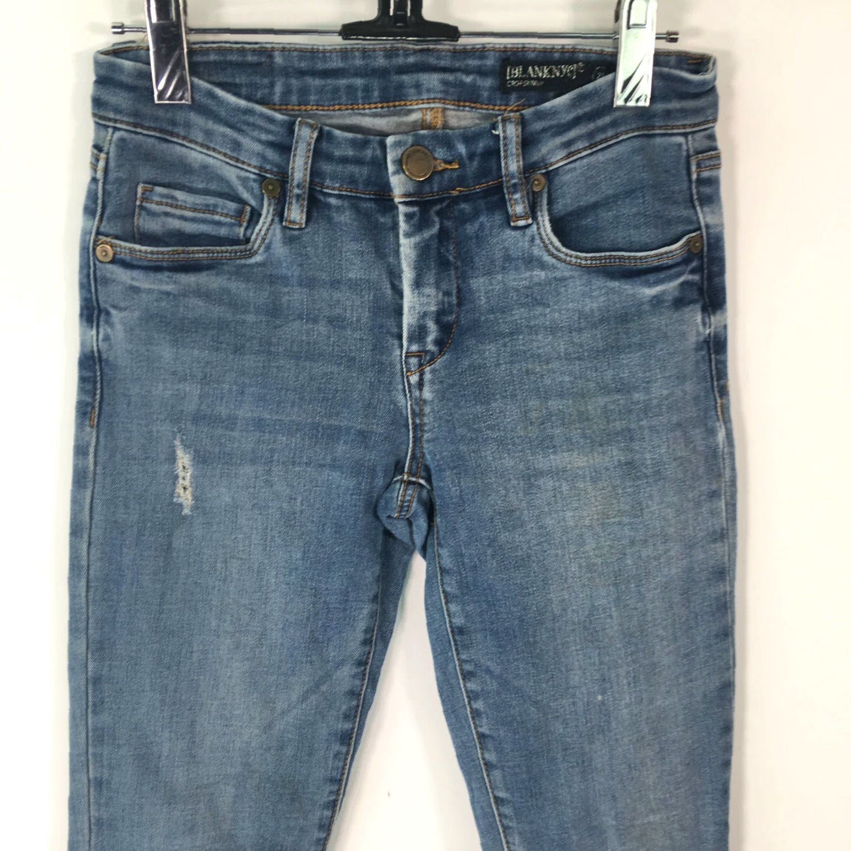 Vintage Blank NYC Jeans Skinny Blue Denim Cropped Regular Fit Distressed Cropped Skinny Blue Denim Jeans Size 25 Womens Size 42" / US 20 - 3 Thumbnail
