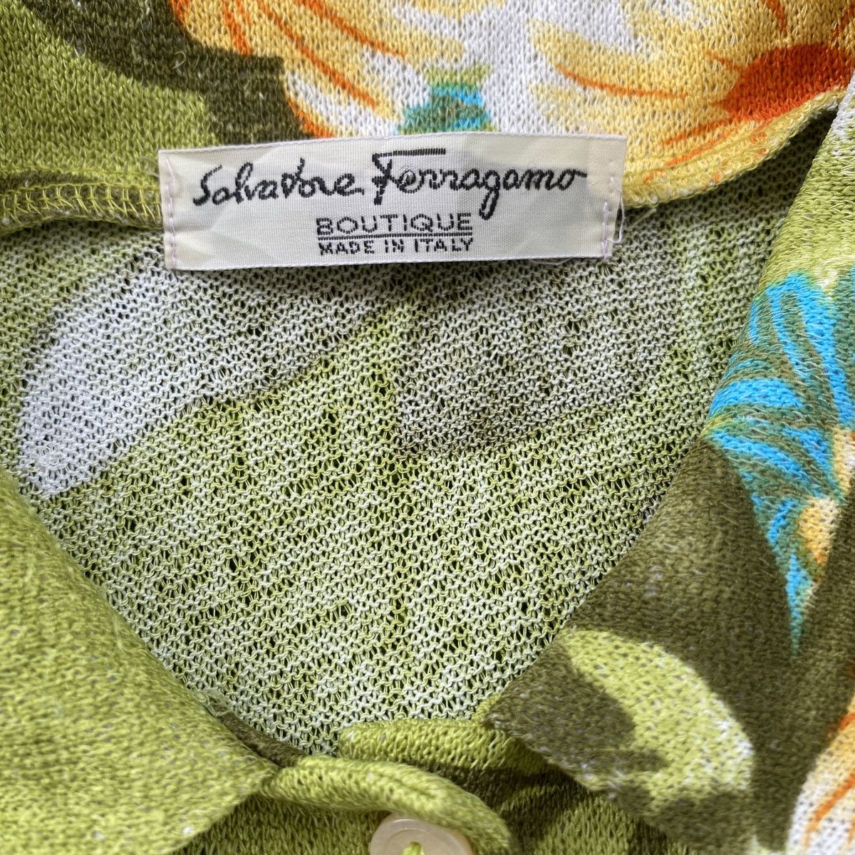 Salvatore Ferragamo Vintage Salvatore Ferragamo Beautiful Shirts Size M / US 6-8 / IT 42-44 - 4 Thumbnail