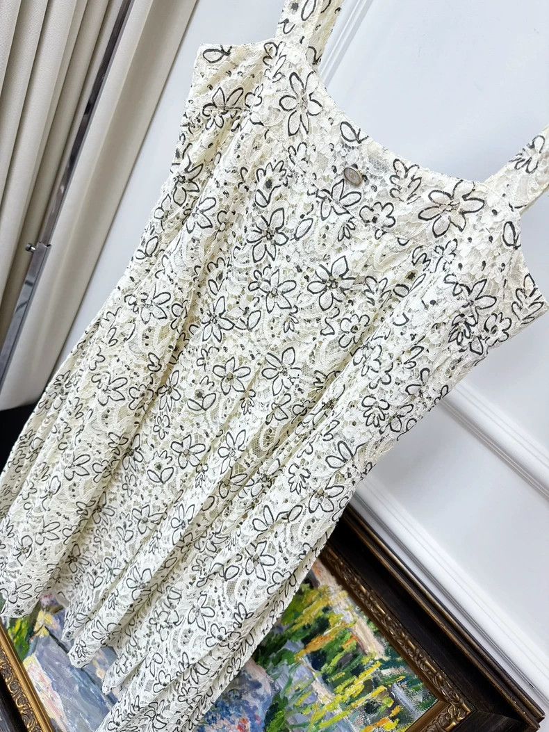 Chanel Chanel Seoul series beige hollow flower lace dress Size XS / US 0-2 / IT 36-38 - 3 Thumbnail