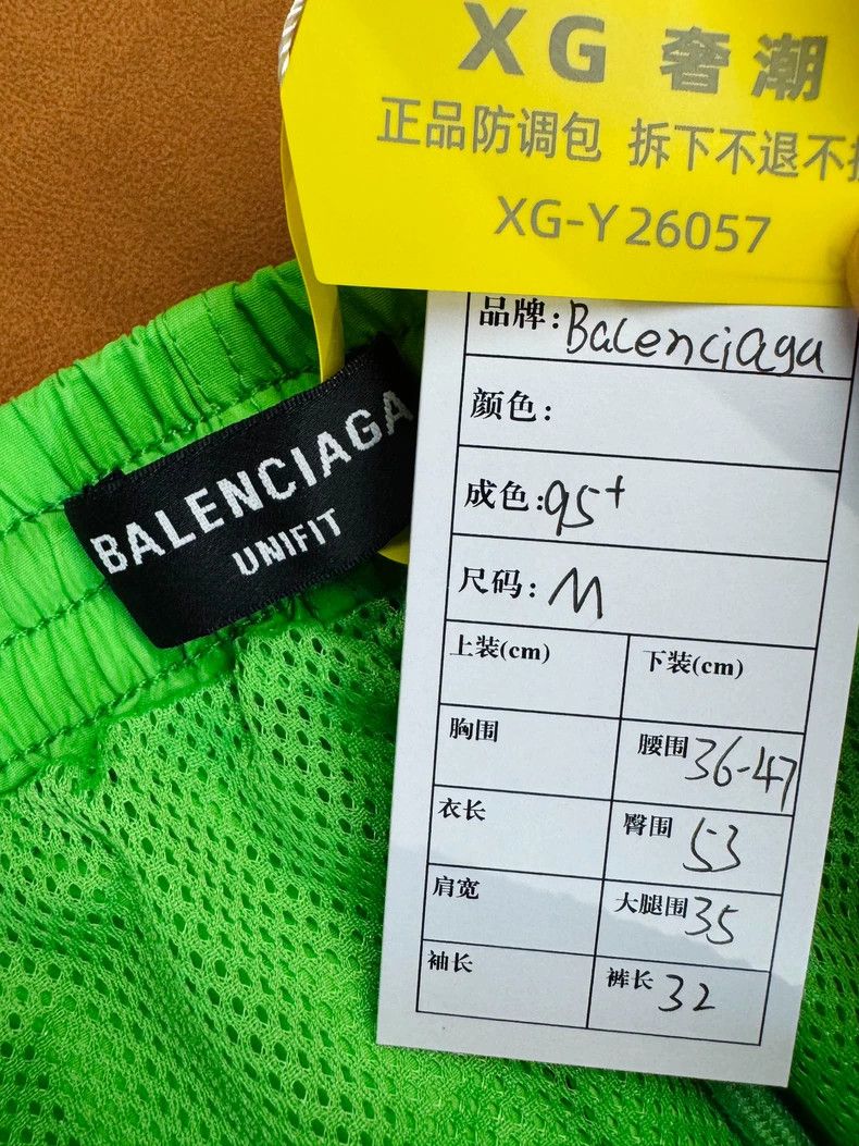 Balenciaga Balenciaga size M Logo embroidery shorts, size M Size US 27 - 7 Thumbnail