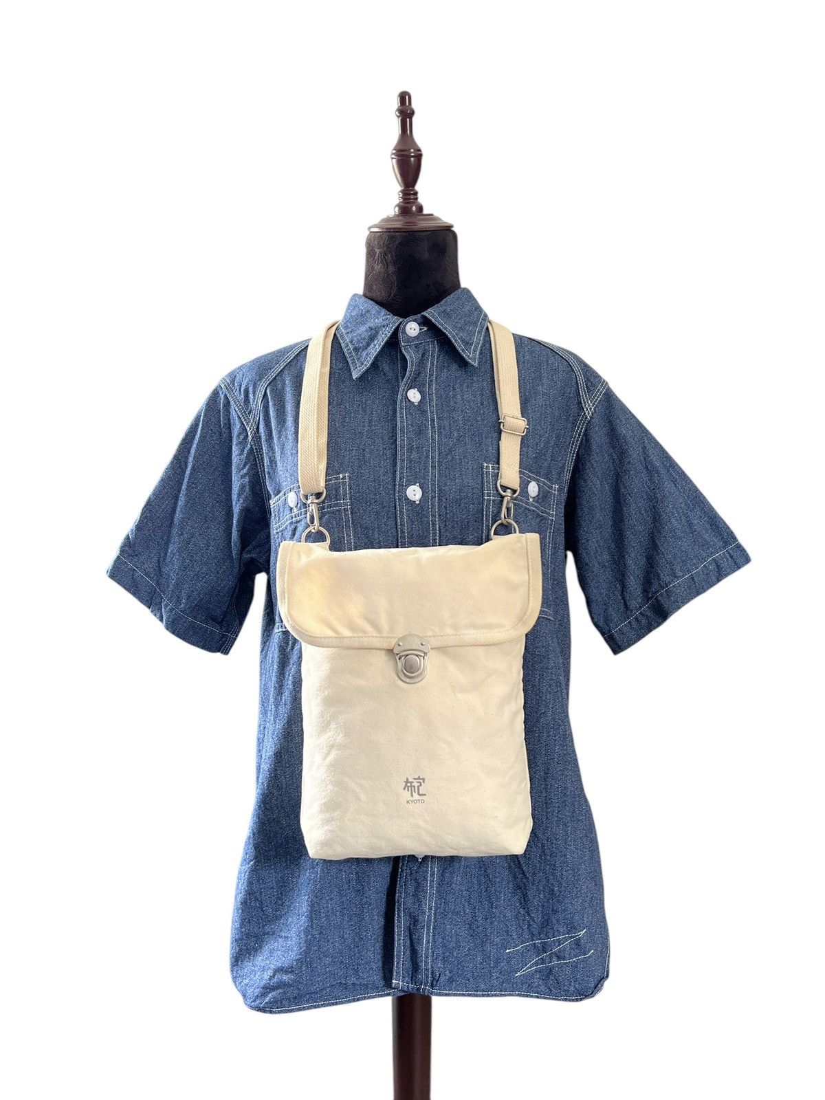 Handmade × Ichizawa Shinzaburo Hanpu × Japanese Brand Ichizawa Shinzaburo Hanpu 🇯🇵 Canvas Sling Bag Size ONE SIZE - 1 Thumbnail