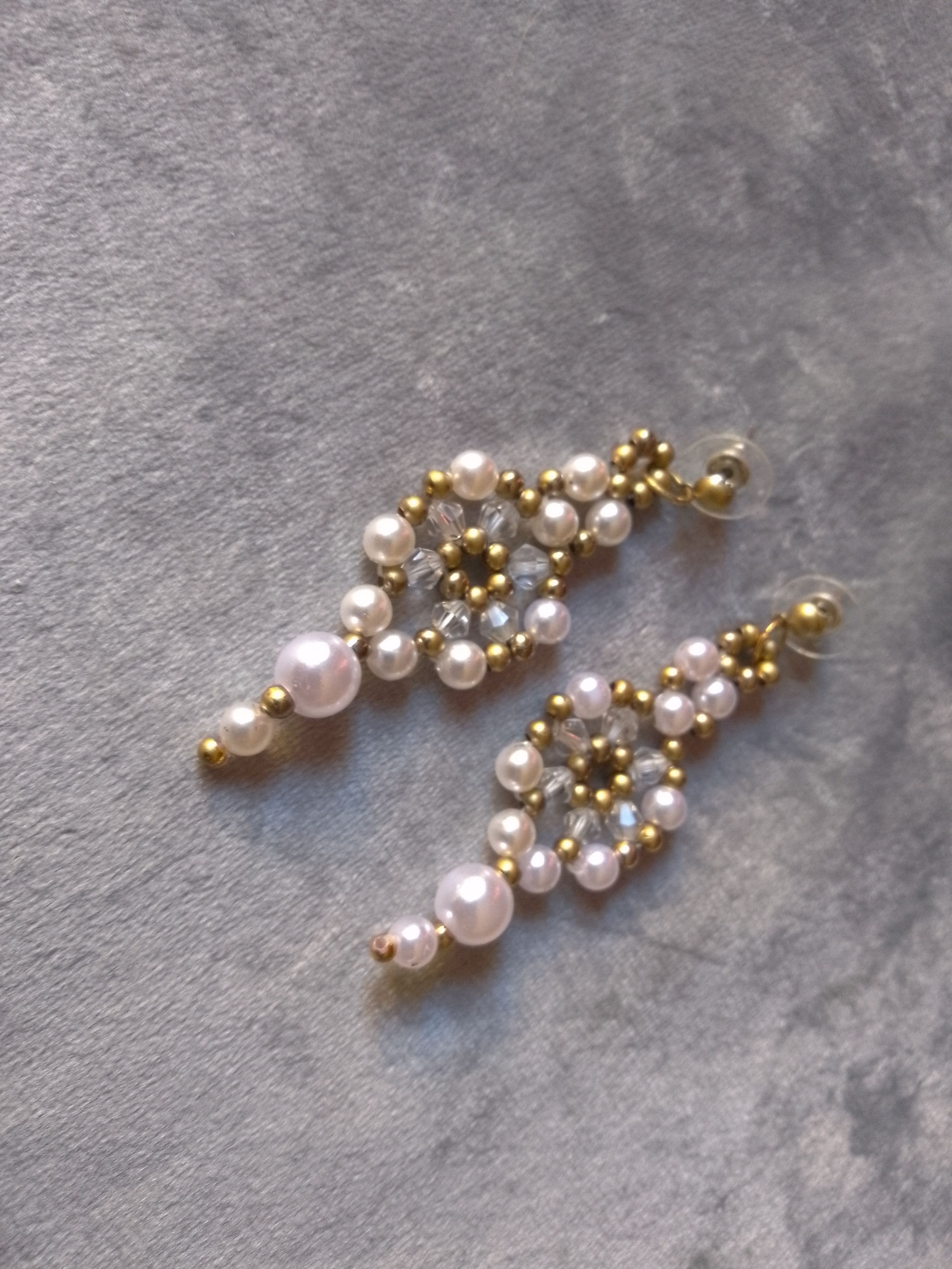 Handmade Necklace Pearls Heart Golden Pattern Crystals Earrings Size ONE SIZE - 7 Thumbnail