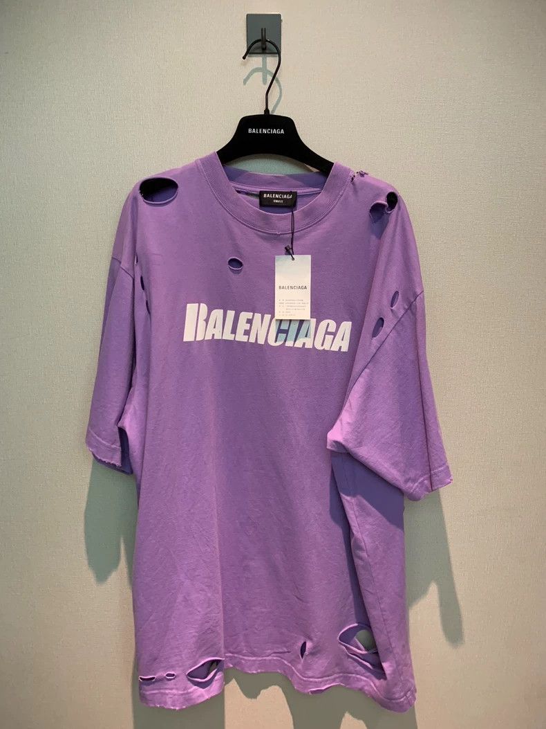 Balenciaga Balenciaga Taro purple ripped short sleeves 2505-Nextarrow Size US XXS / EU 40 - 1 Thumbnail