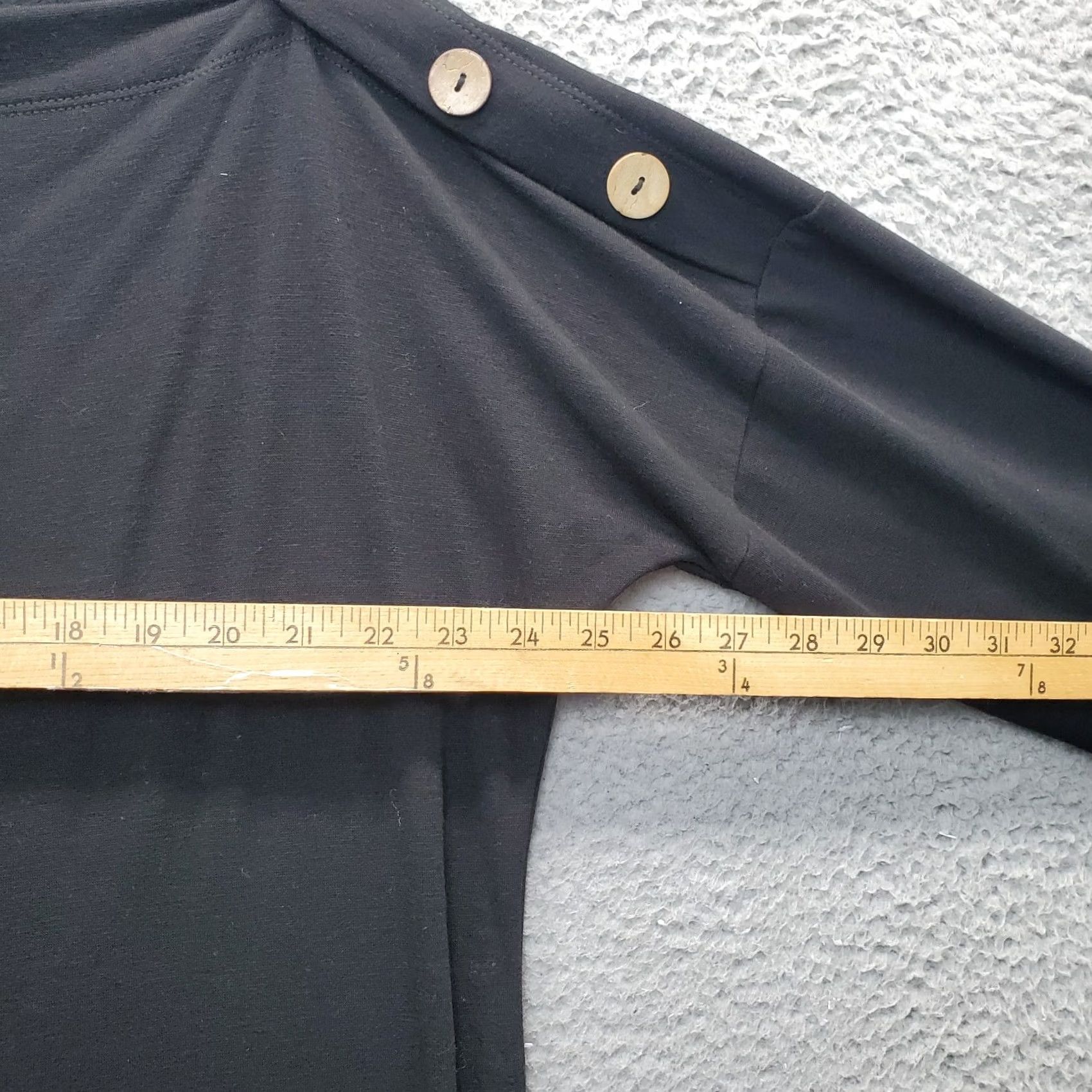 Vintage Heimish USA Womens Size L Black Stretch Shoulder Button Long Sleeve Sweater Size L / US 10 / IT 46 - 6 Thumbnail