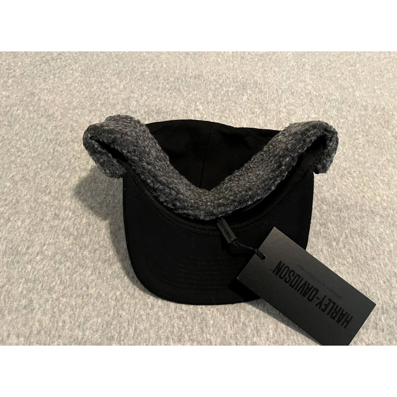 Harley Davidson Harley-Davidson Hat Cap Ear Flap Fitted 7 1/2 XL Black Brand New Men Wool Polyester Skull Willie G Cap Style Size ONE SIZE - 4 Thumbnail