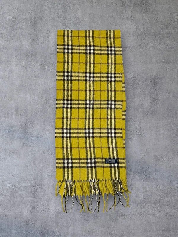 Burberry Vintage Burberry scarf yellow beige cashmere full pattern Size ONE SIZE - 5 Thumbnail