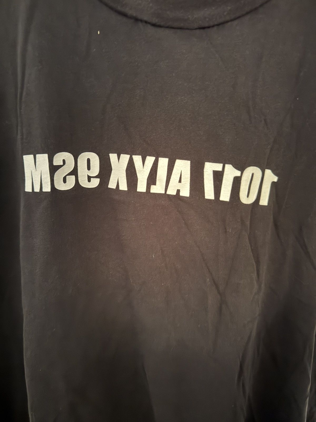 1017 ALYX 9SM 1017 ALYX 9SM Men's Logo T-Shirt in Black Size US M / EU 48-50 / 2 - 3 Thumbnail
