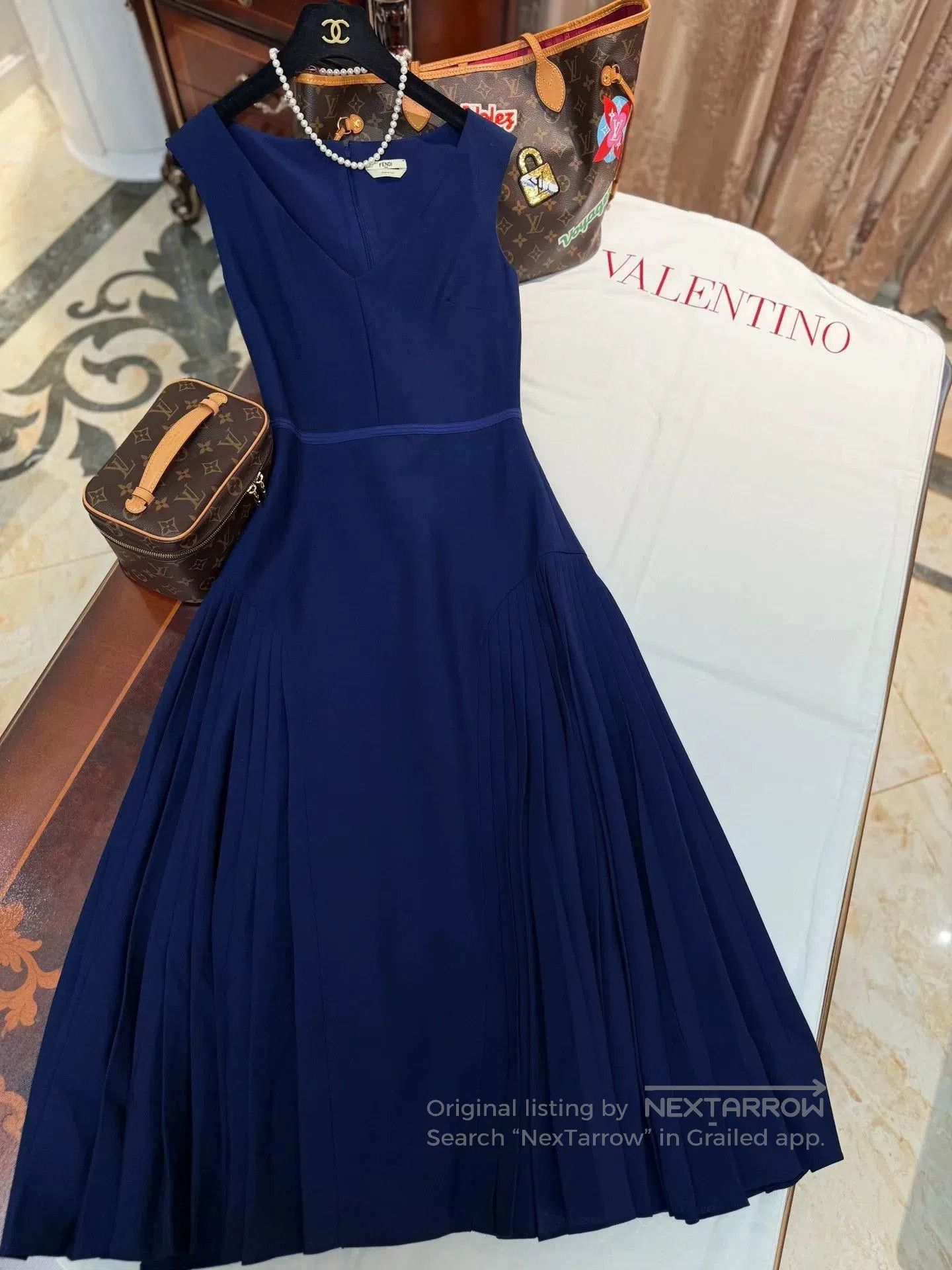 Fendi elegant fendi wool silk long dress. Size M / US 6-8 / IT 42-44 - 2 Thumbnail