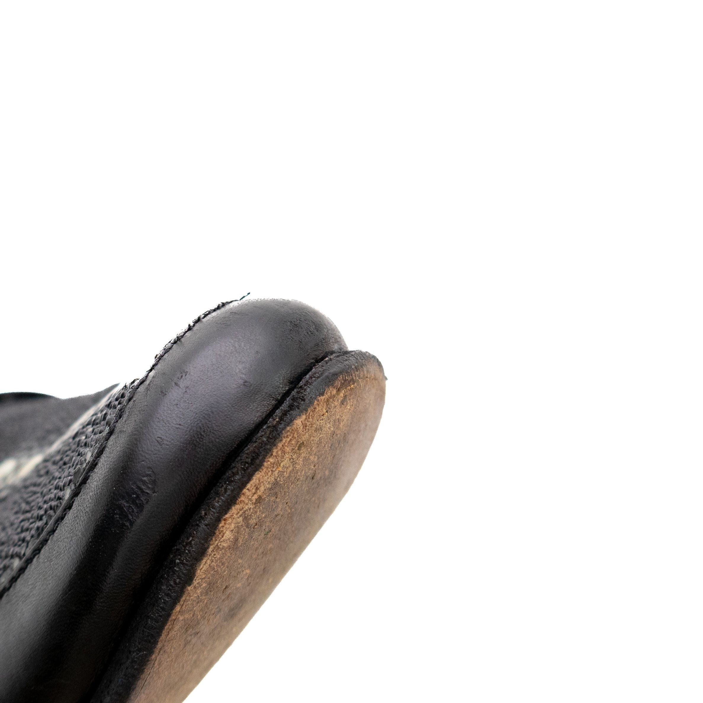 Salvatore Ferragamo Salvatore Ferragamo Stingray Leather Loafers Black US 12 D Size US 12 / EU 45 - 16 Thumbnail