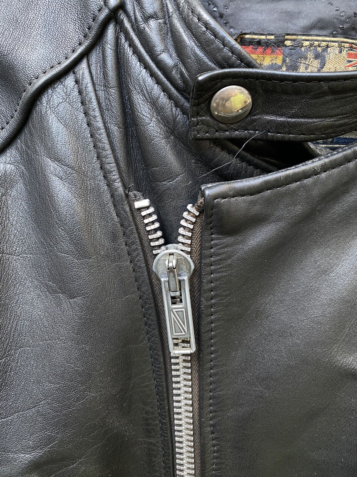 Vintage Vintage 80s Rivetts London Leather Biker Jacket Cafe Racer Size US L / EU 52-54 / 3 - 10 Thumbnail