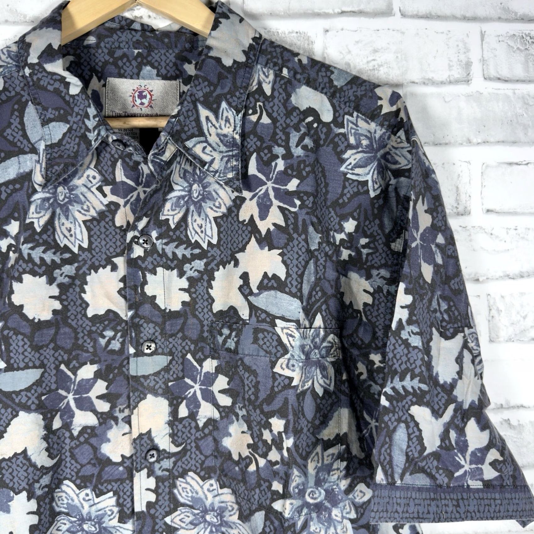The Territory Ahead VINTAGE Territory Ahead Shirt Men XL Blue Hawaiian 100% Cotton Button-Up Short Sleeve Size US XL / EU 56 / 4 - 2 Thumbnail