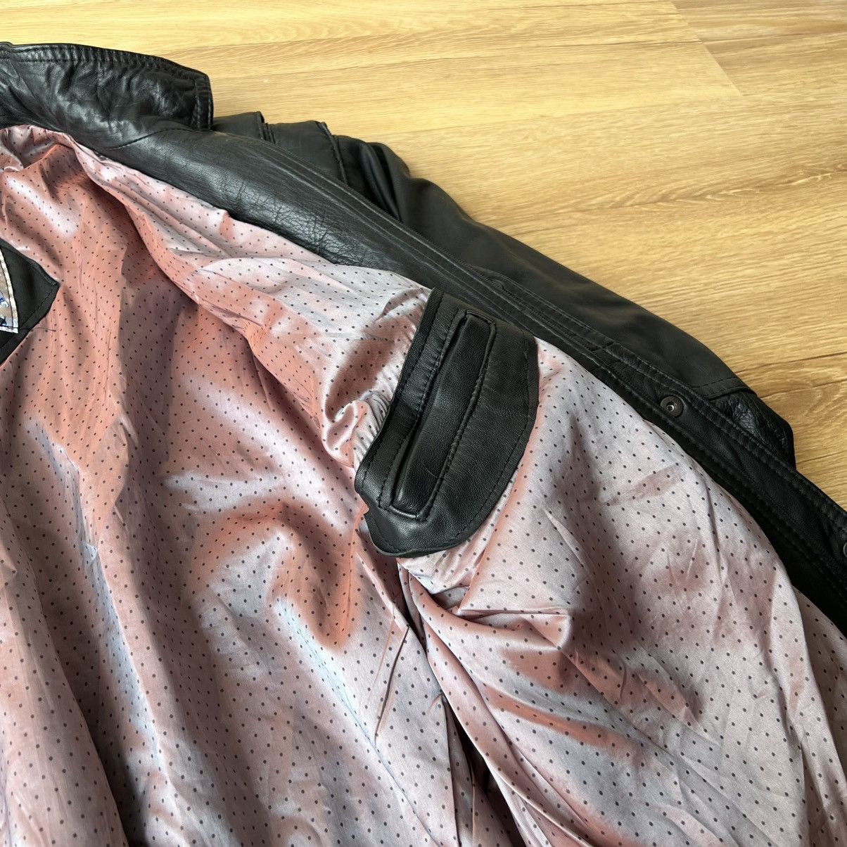 Genuine Leather Vintage Leather Jacket Size US L / EU 52-54 / 3 - 10 Thumbnail