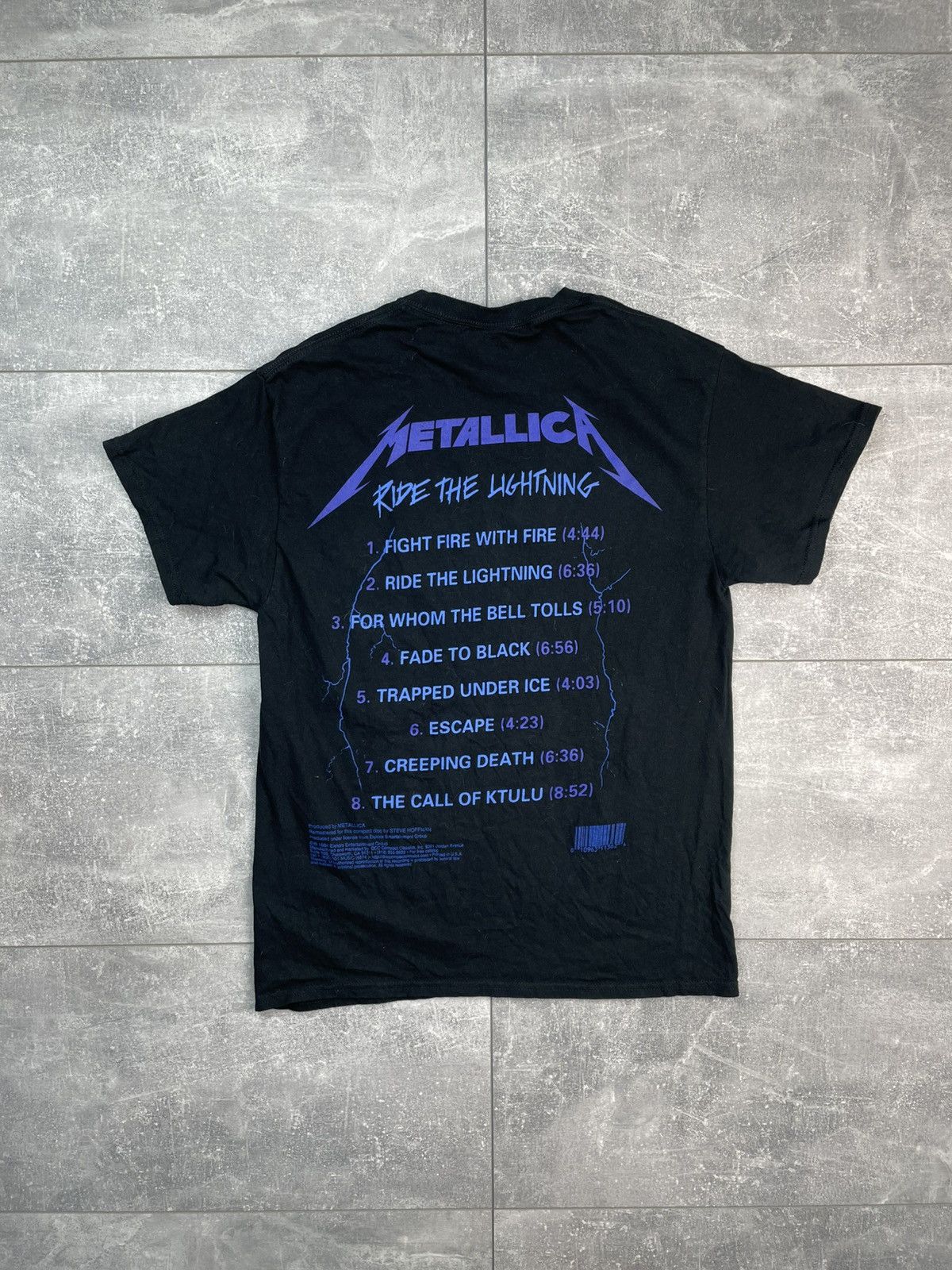 Band Tees × Metallica × Vintage Vintage Metallica Ride The Lightning 2017 T-Shirt Y2K Size US M / EU 48-50 / 2 - 2 Thumbnail