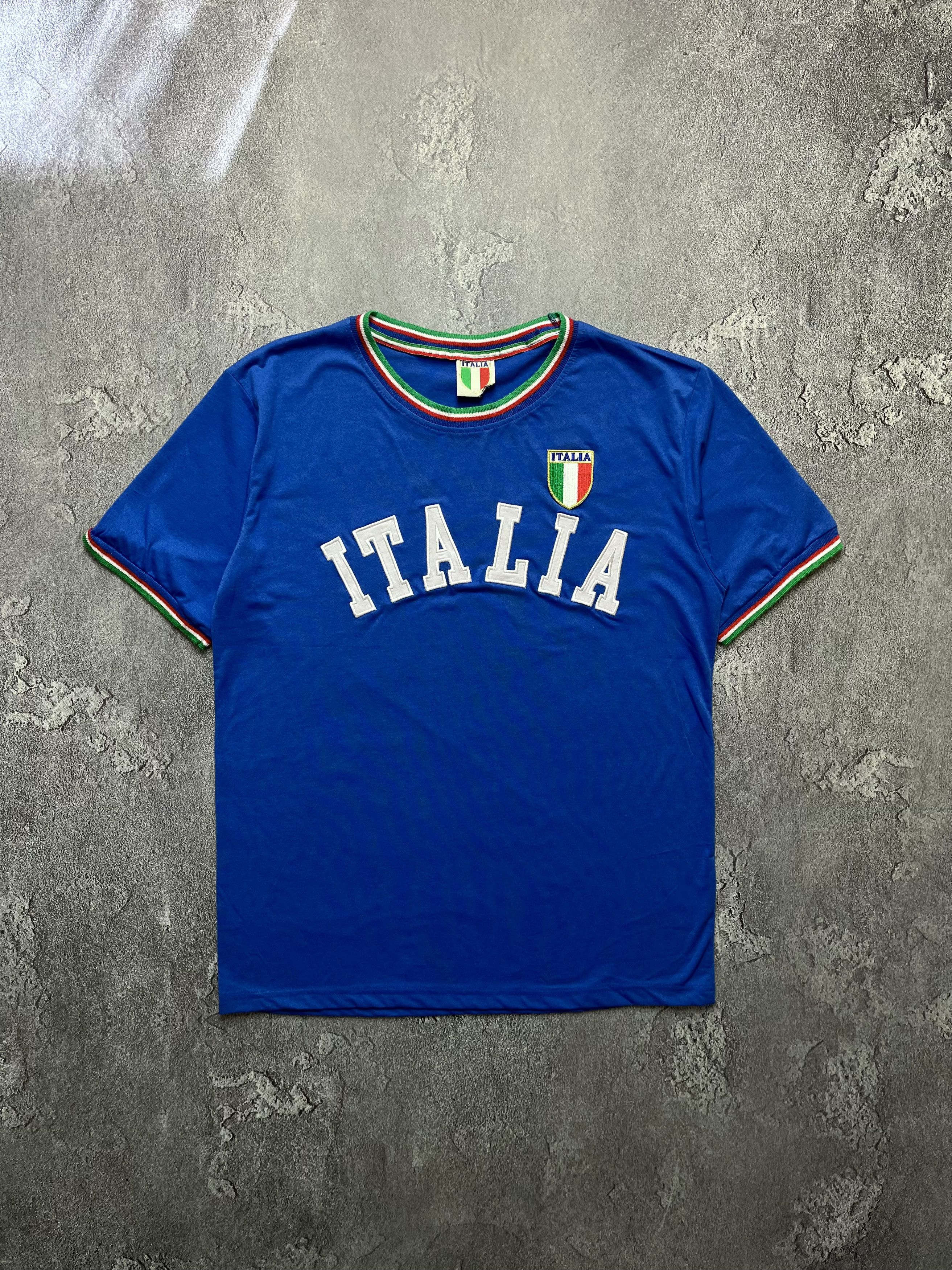 Vintage Vintage Italia Tee National Team Big Logo Y2K Mens XL Size US XL / EU 56 / 4 - 1 Thumbnail
