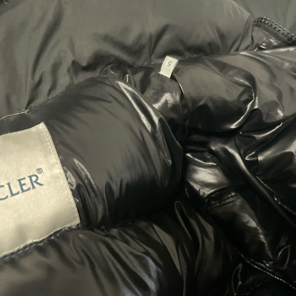 Moncler Moncler coat Size US L / EU 52-54 / 3 - 4 Thumbnail