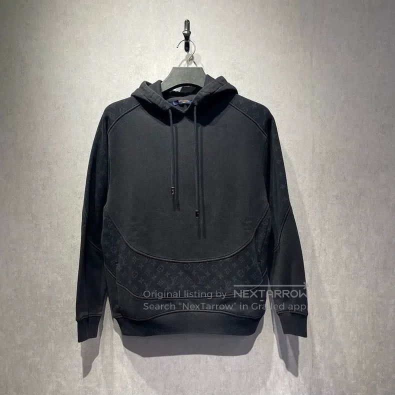 Louis Vuitton Louis Vuitton Circumferential cut hooded sweatshirt Size US M / EU 48-50 / 2 - 1 Thumbnail