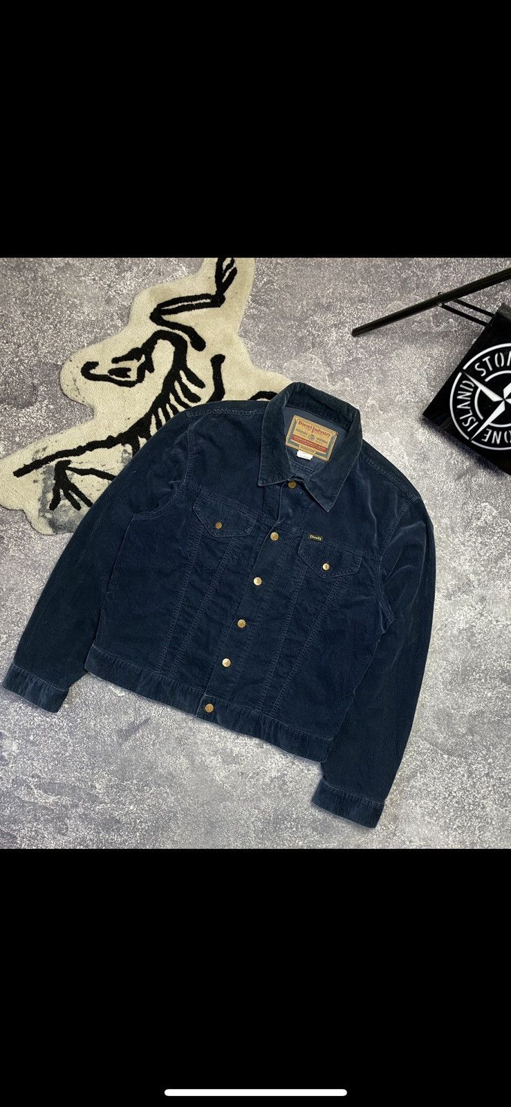 Diesel × Vintage Womens Vintage Diesel Corduroy Velvet Denim Jacket Size M / US 6-8 / IT 42-44 - 1 Thumbnail
